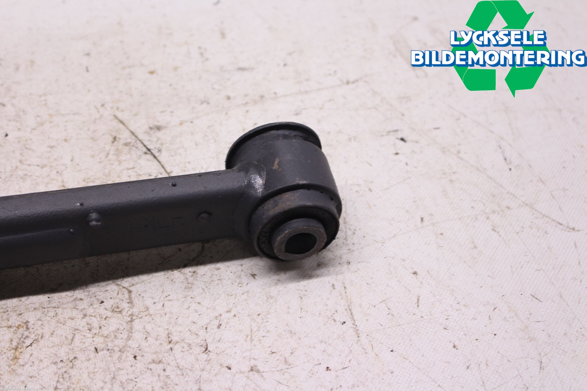 Dodge PICK UP RAM 81- Bärarm Bak Höger