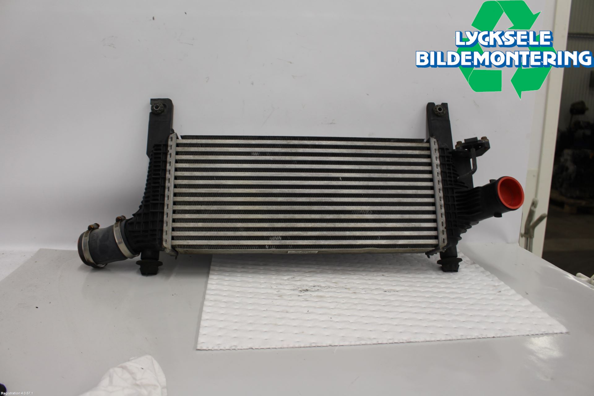 Nissan NAVARA 05-16 Laddluft-Intercooler Kyl