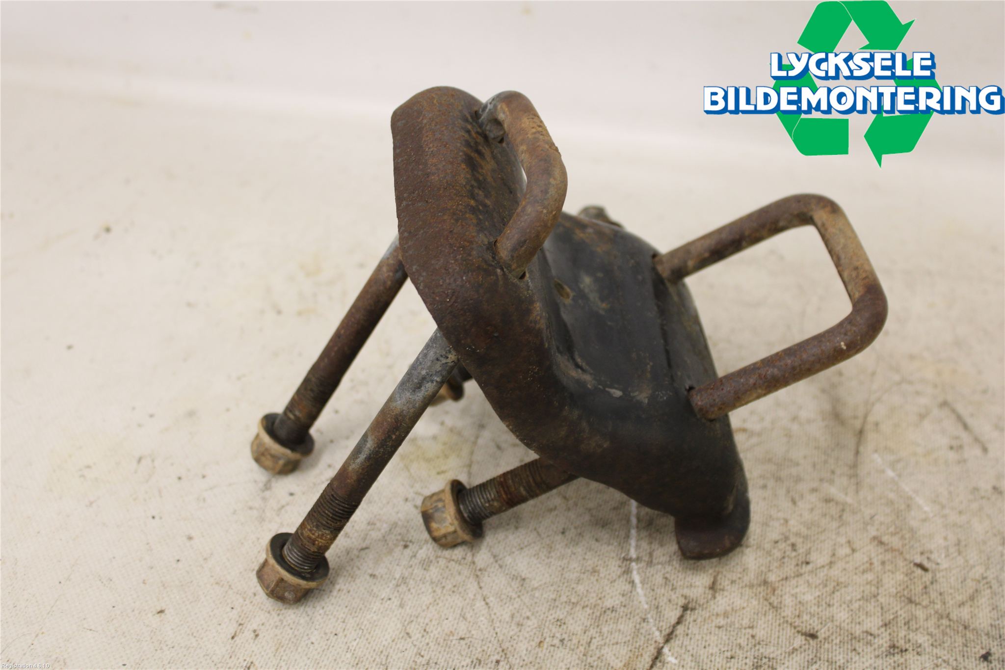 Isuzu D-MAX Bladfjäderhänke Bak