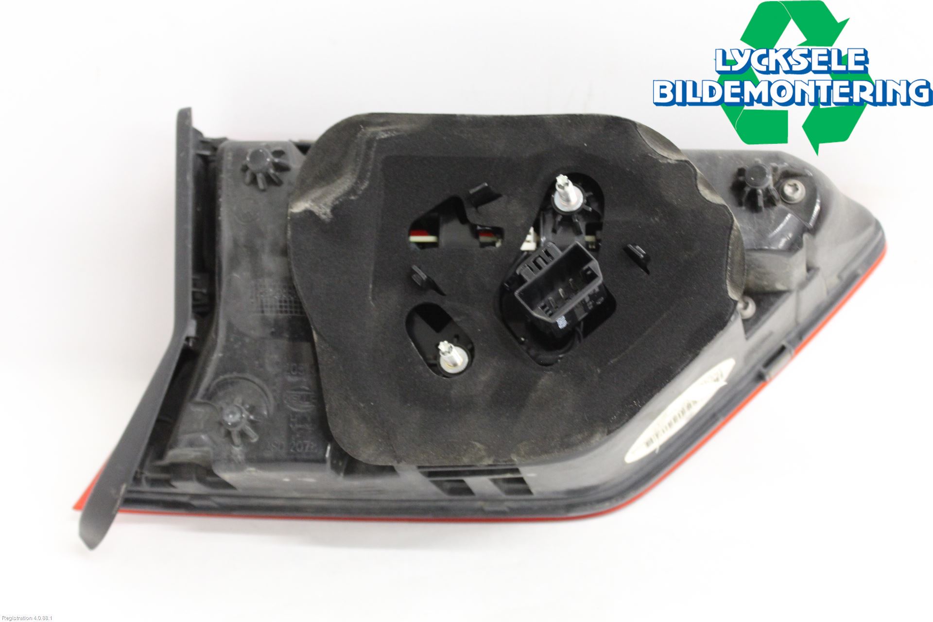 Volkswagen VW TIGUAN 16-24 Bakljus Lucka Hö