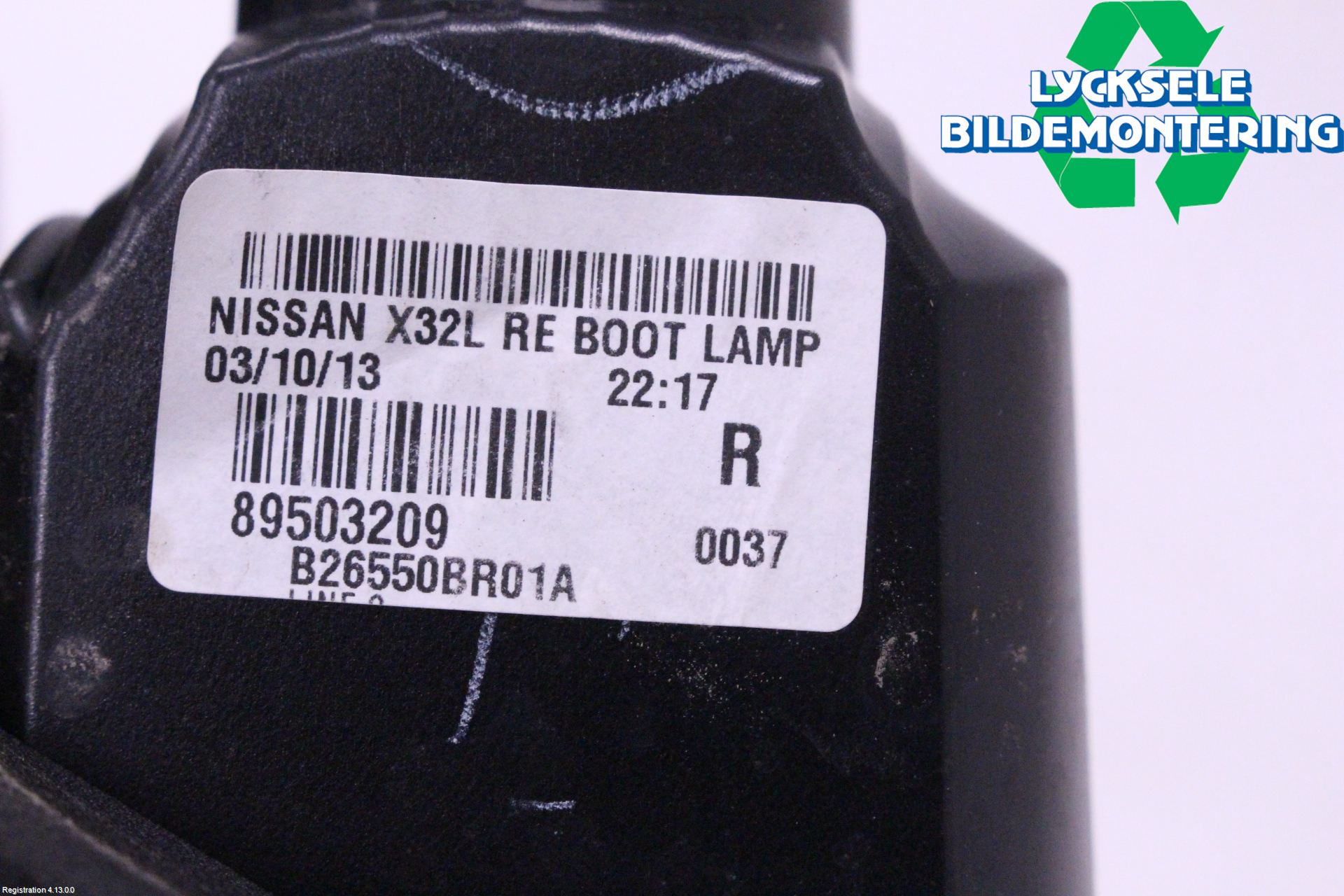 Nissan QASHQAI+2  10-14 Bakljus Lucka Hö