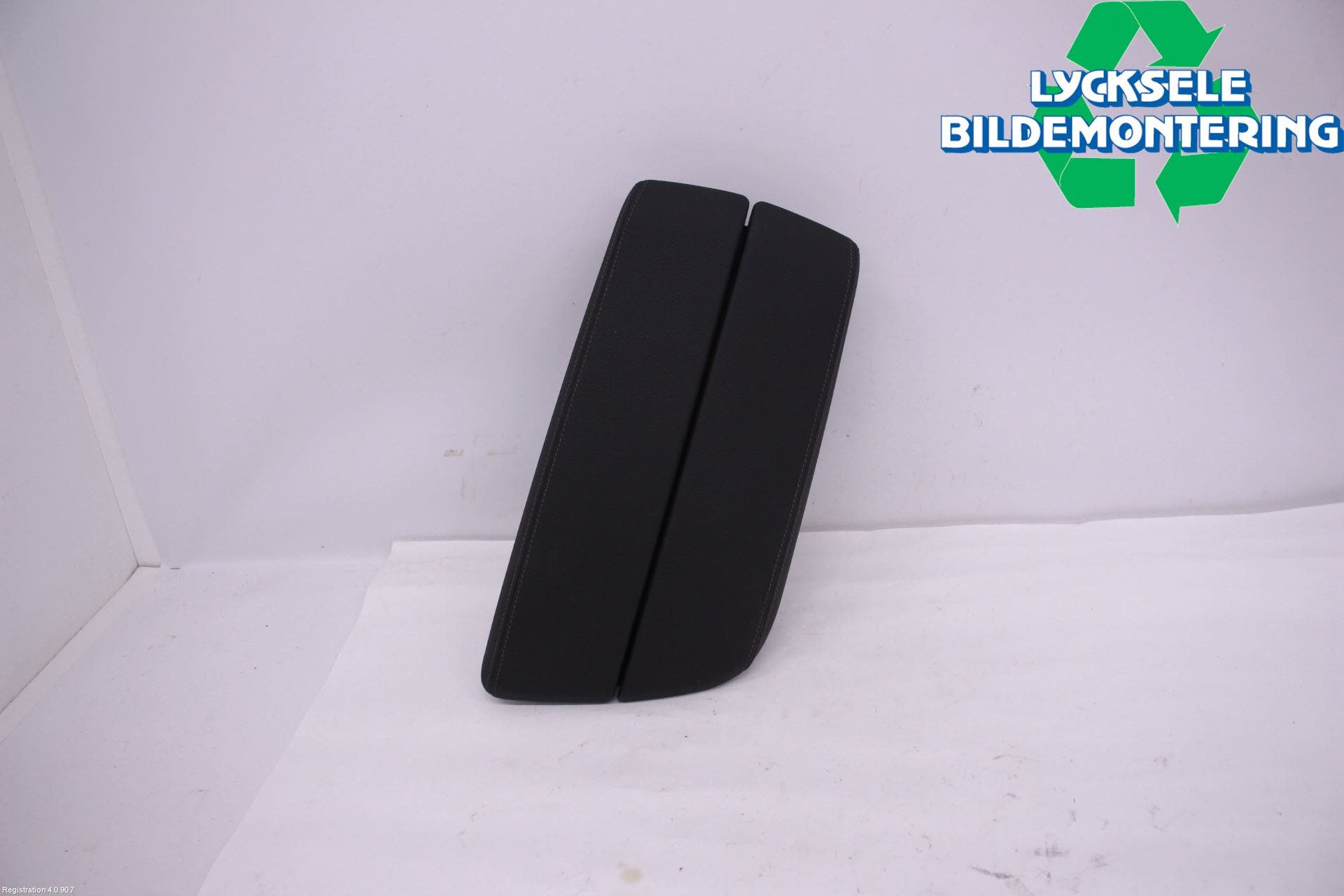 BMW 5 G30/G31/F90 17-23 Inredning Armstöd