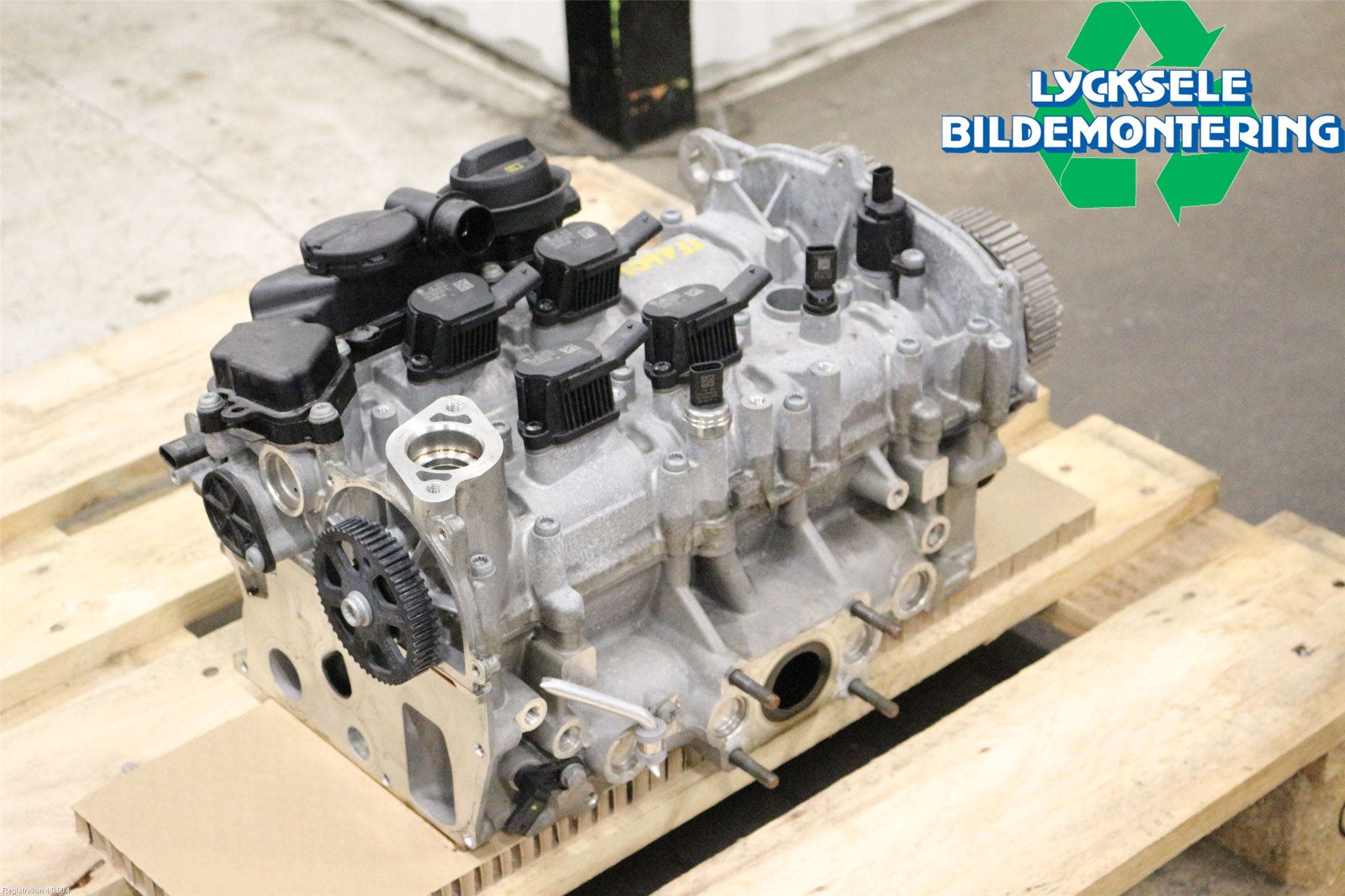 Volkswagen VW GOLF / E-GOLF VIII 20- Topplock Bensin