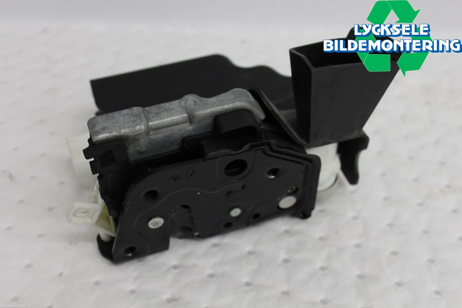 Audi A4/S4 B9 16-19 Låskista-Dörrlås