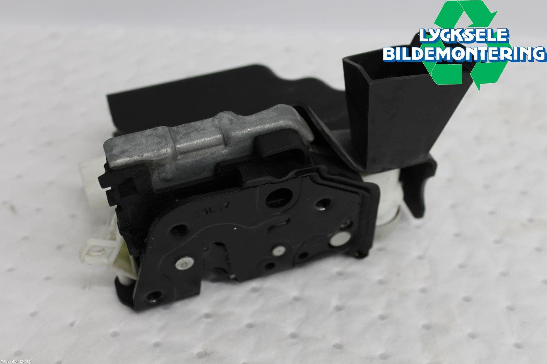 Audi A4/S4 B9 16-19 Låskista-Dörrlås