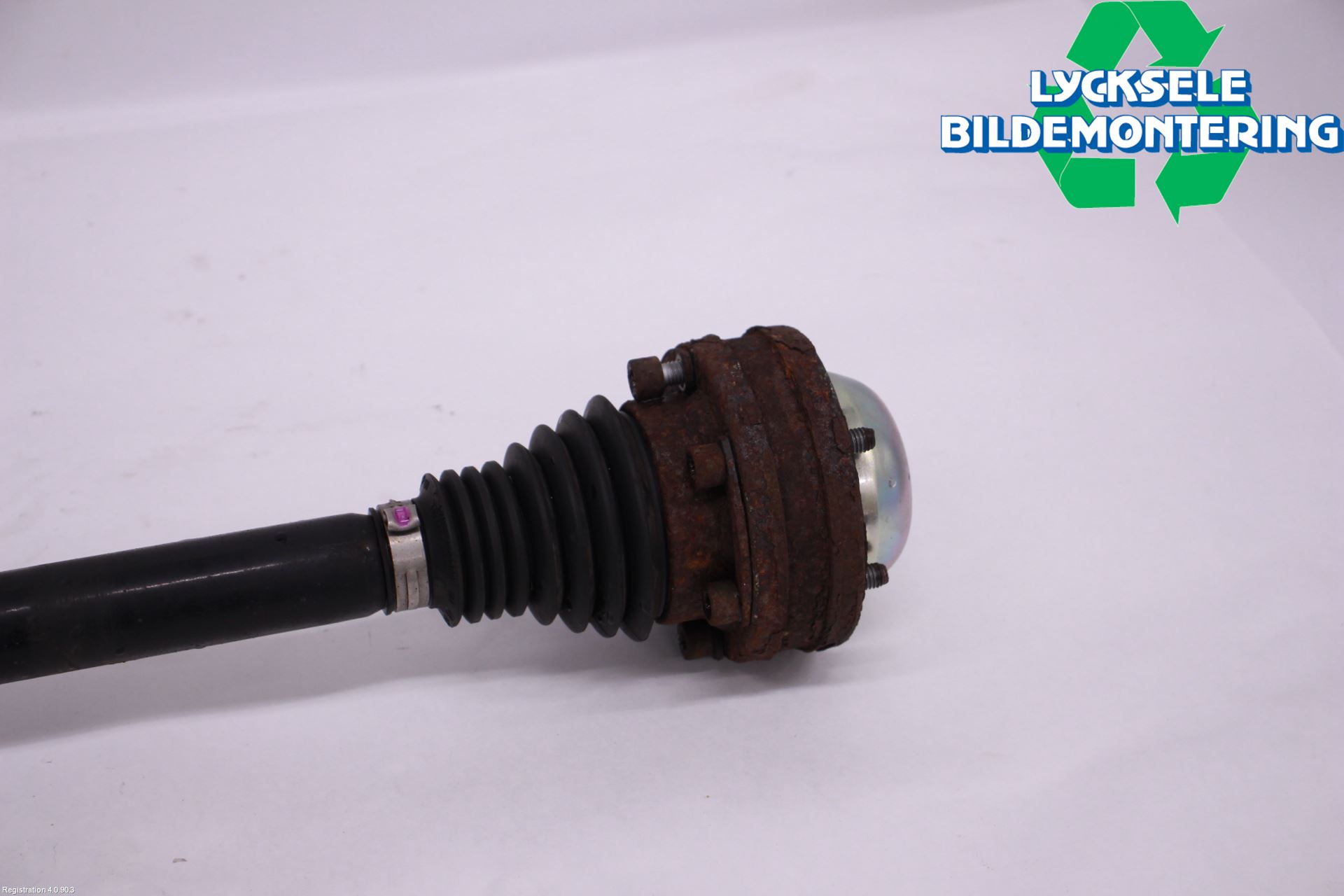 Audi A4/S4 08-11 Drivaxel Bak Vänster