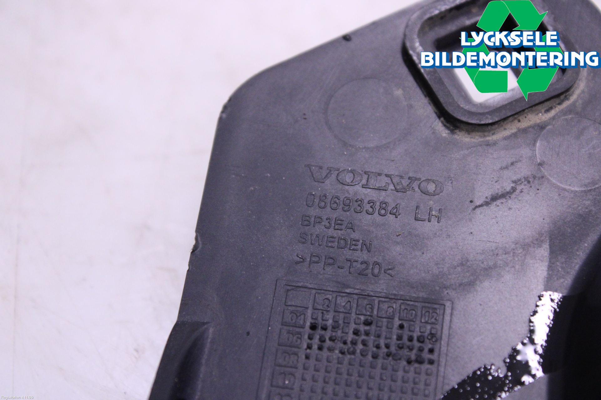 Volvo V70 05-08 Stötfångarfäste Bak Vä