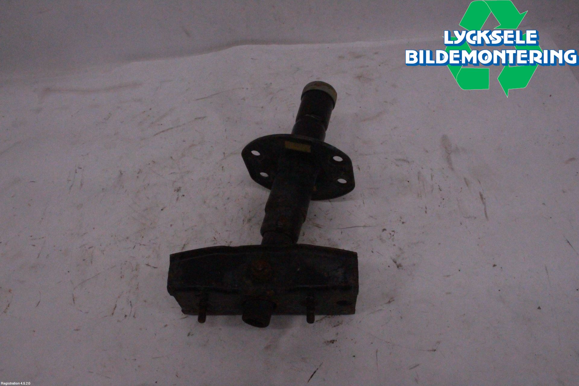 BMW 3 E36      91-00 Stötfångarbärjärn Fram