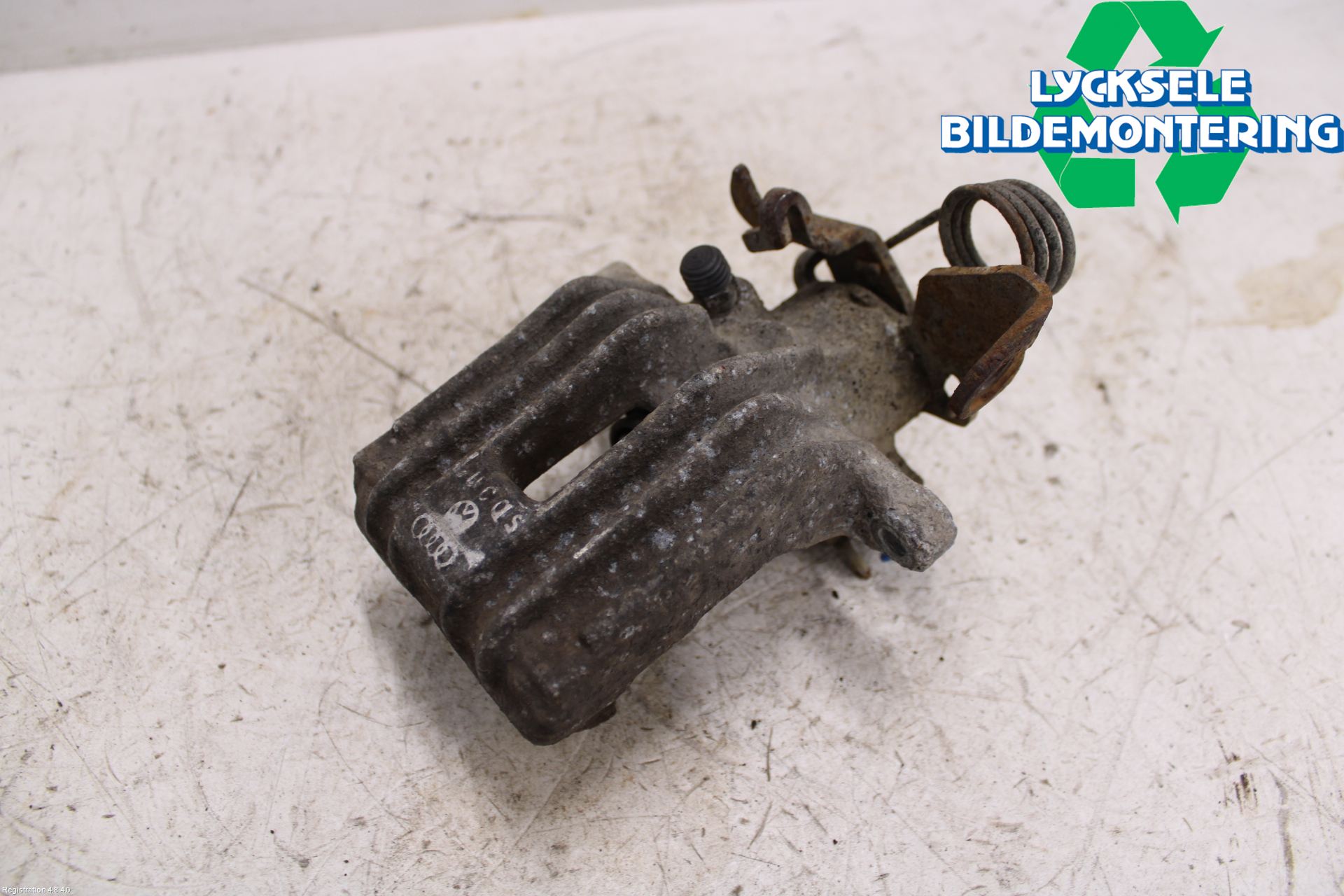 Volkswagen VW PASSAT 01-05 Bromsok Bak Vänster