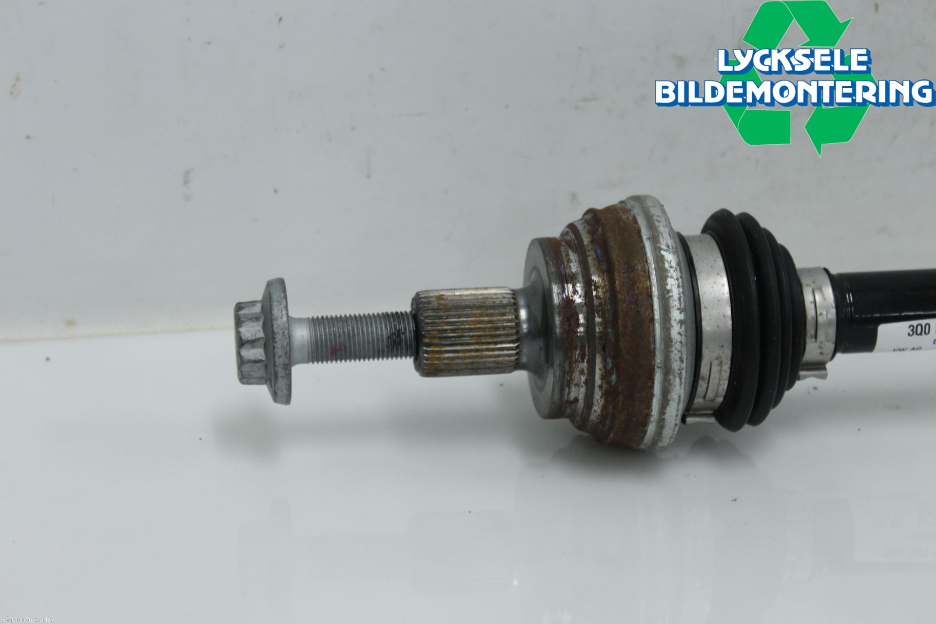 Skoda SUPERB 24- Drivaxel Bak Höger