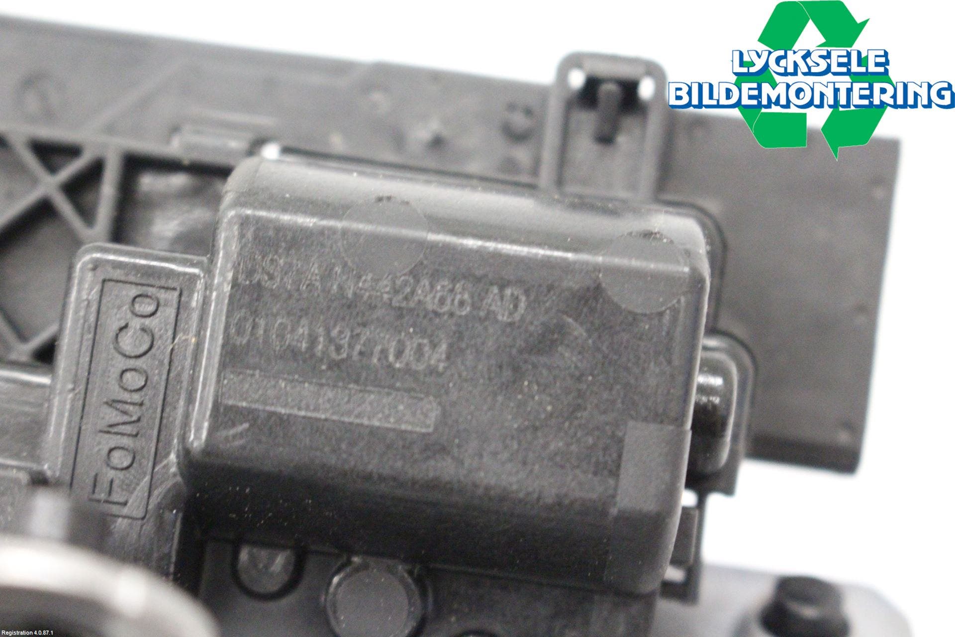 Ford FOCUS 19- Låskista Baklucka