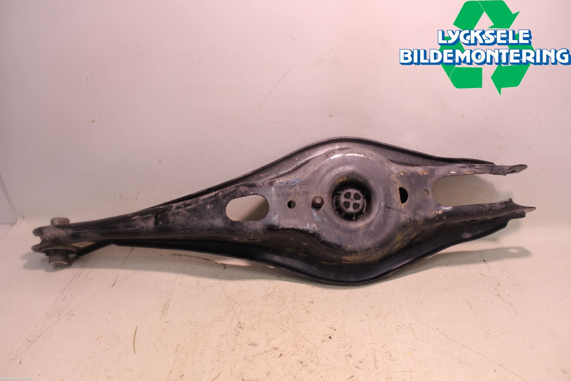 Seat TARRACO 19- Bärarm Bak Höger