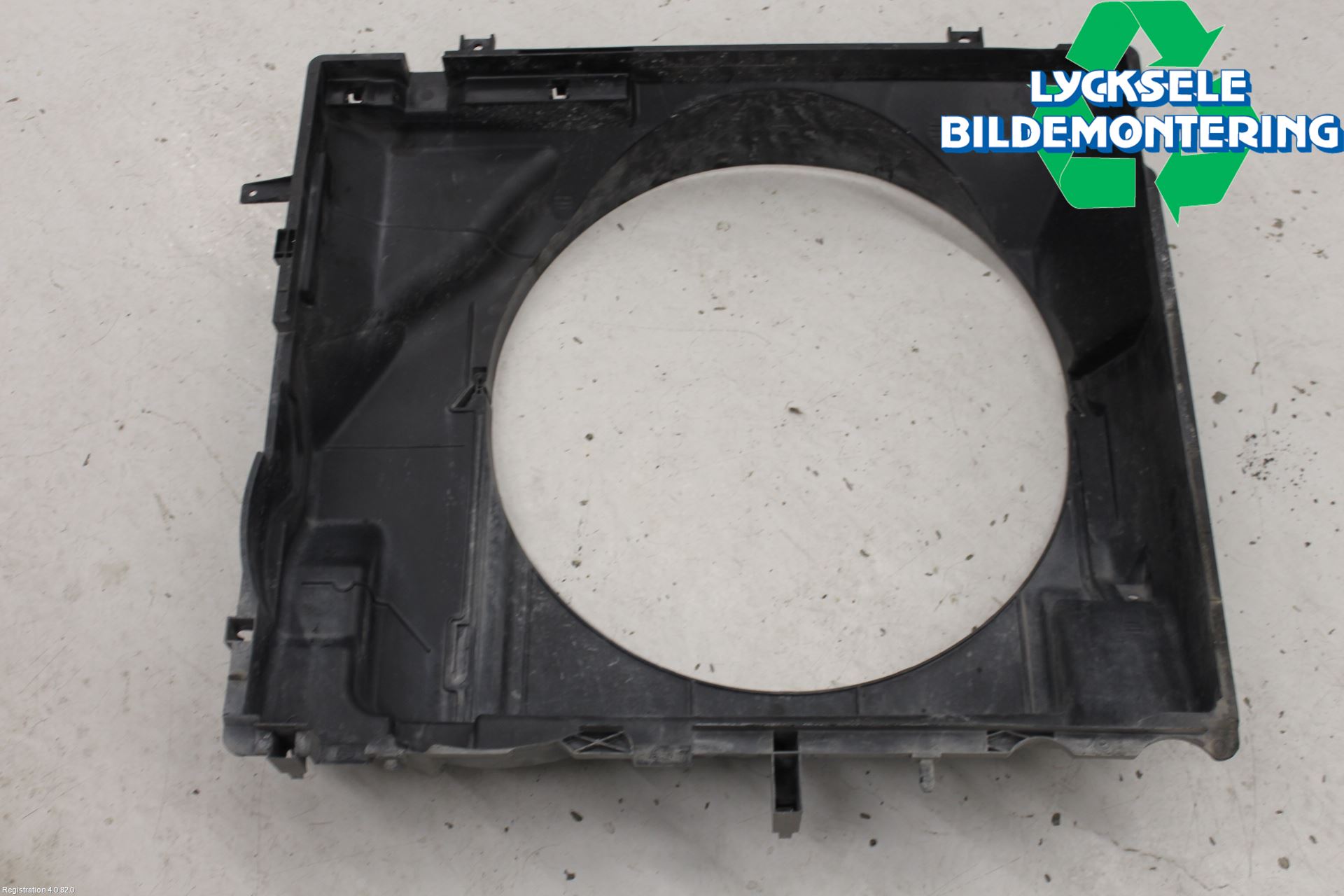 Nissan NAVARA 05-16 Kylfläktkåpa