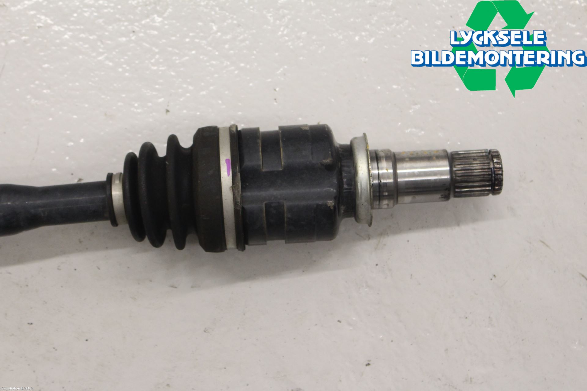 Toyota AURIS 13-19 Drivaxel Fram Höger