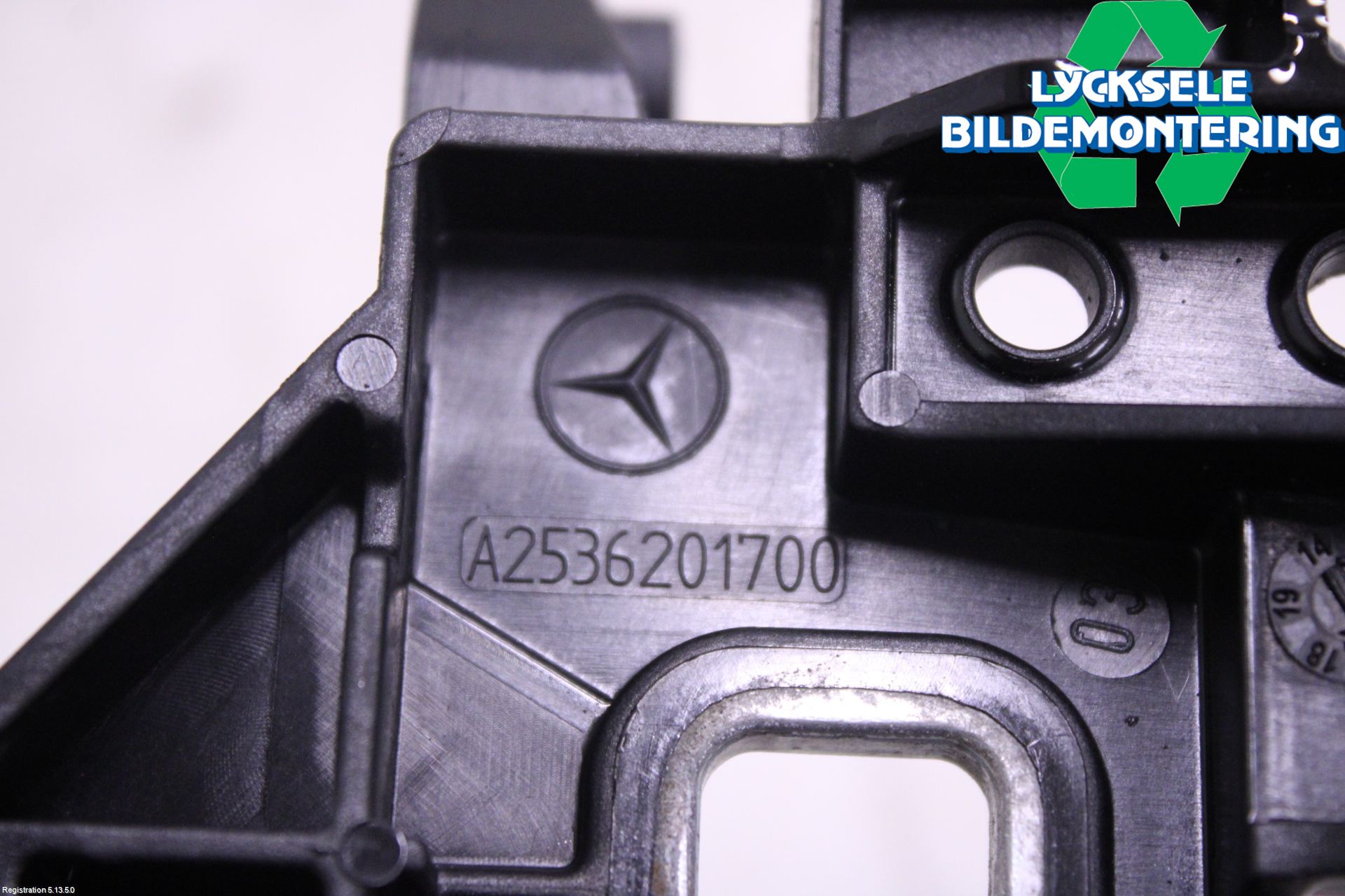 Mercedes-Benz MB GLC-KLASS (X253/C253) 15-22 Strålkast Fästsarg