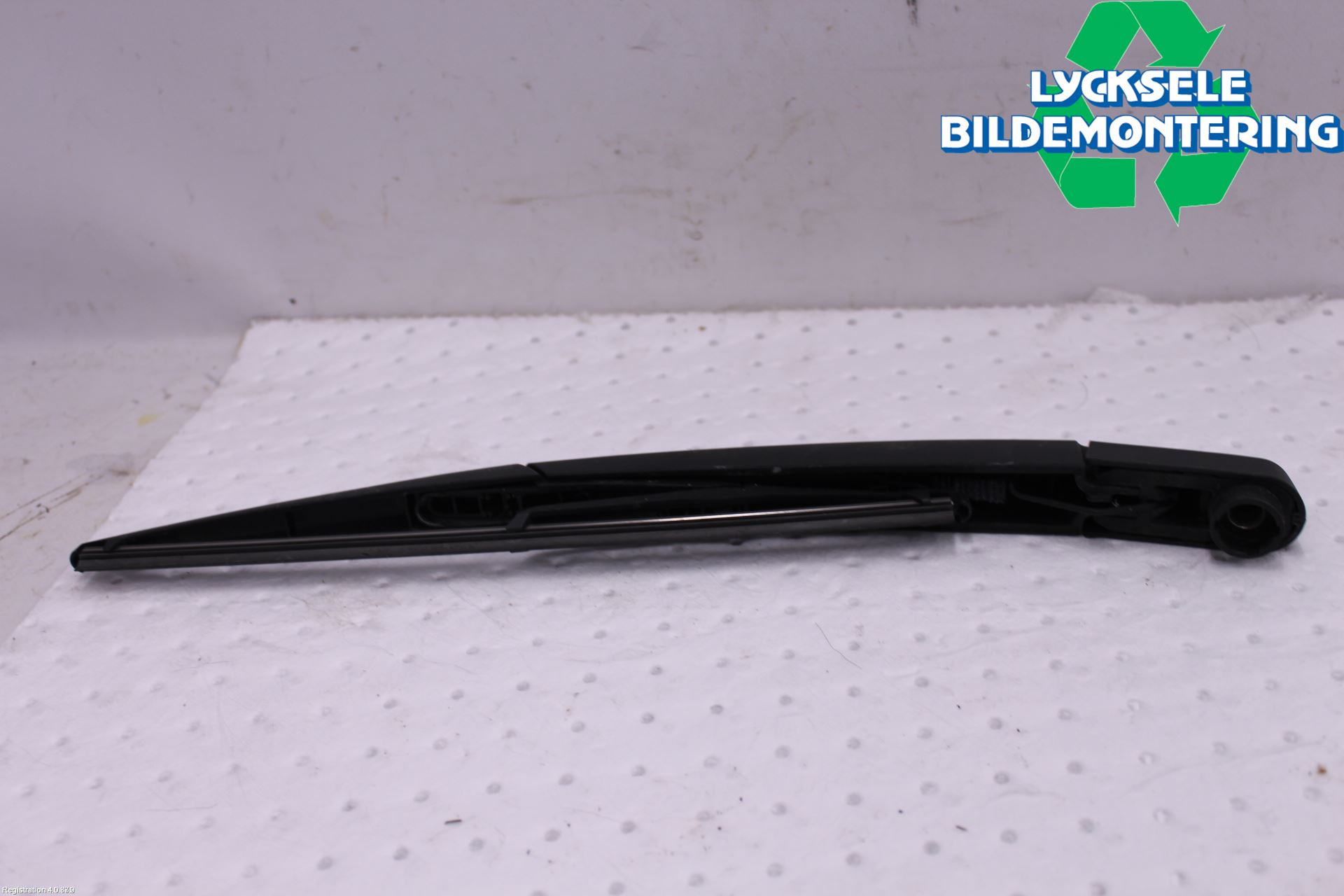 Peugeot 2008/E-2008 20- Torkararm-Bakruta