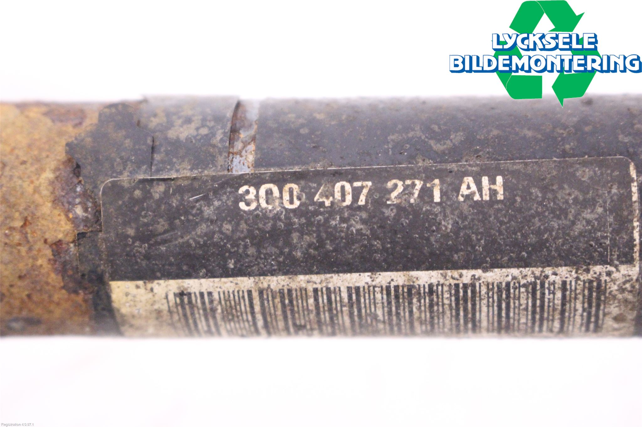 Skoda SUPERB 16-24 Drivaxel Fram Vänster