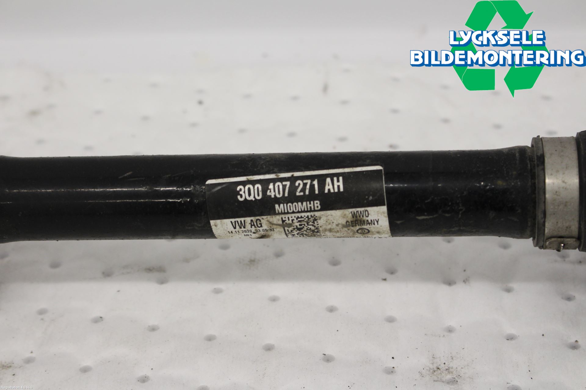 Volkswagen VW PASSAT 20-24 Drivaxel Fram Vänster