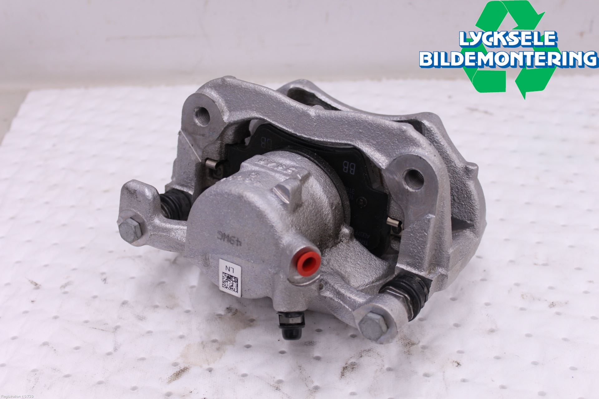 BMW 3 G20/G21/G80/G81 19- Bromsok Fram Vänster