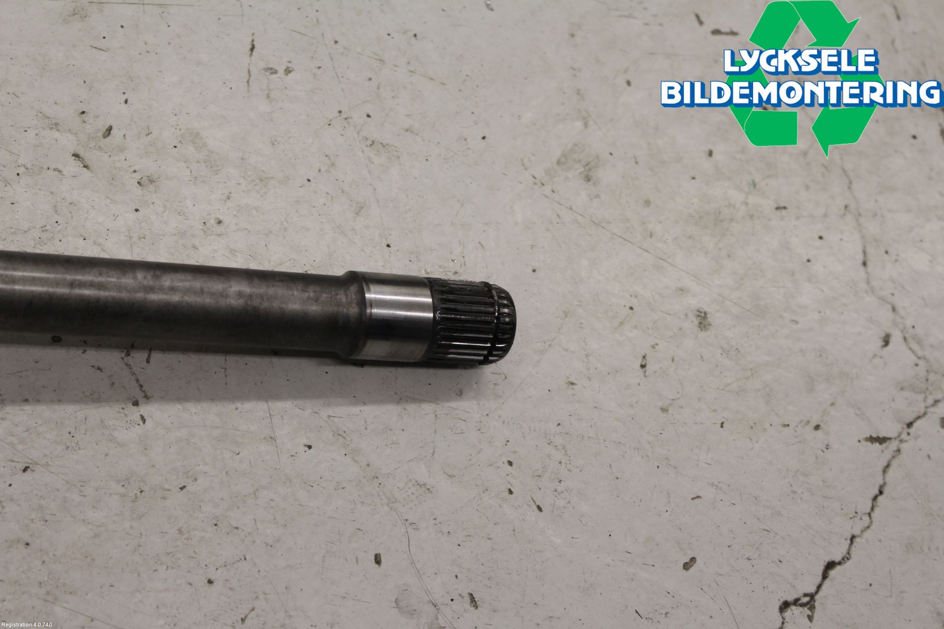 BMW 3 F30/F31/F80 12-19 Drivaxel Fram Höger