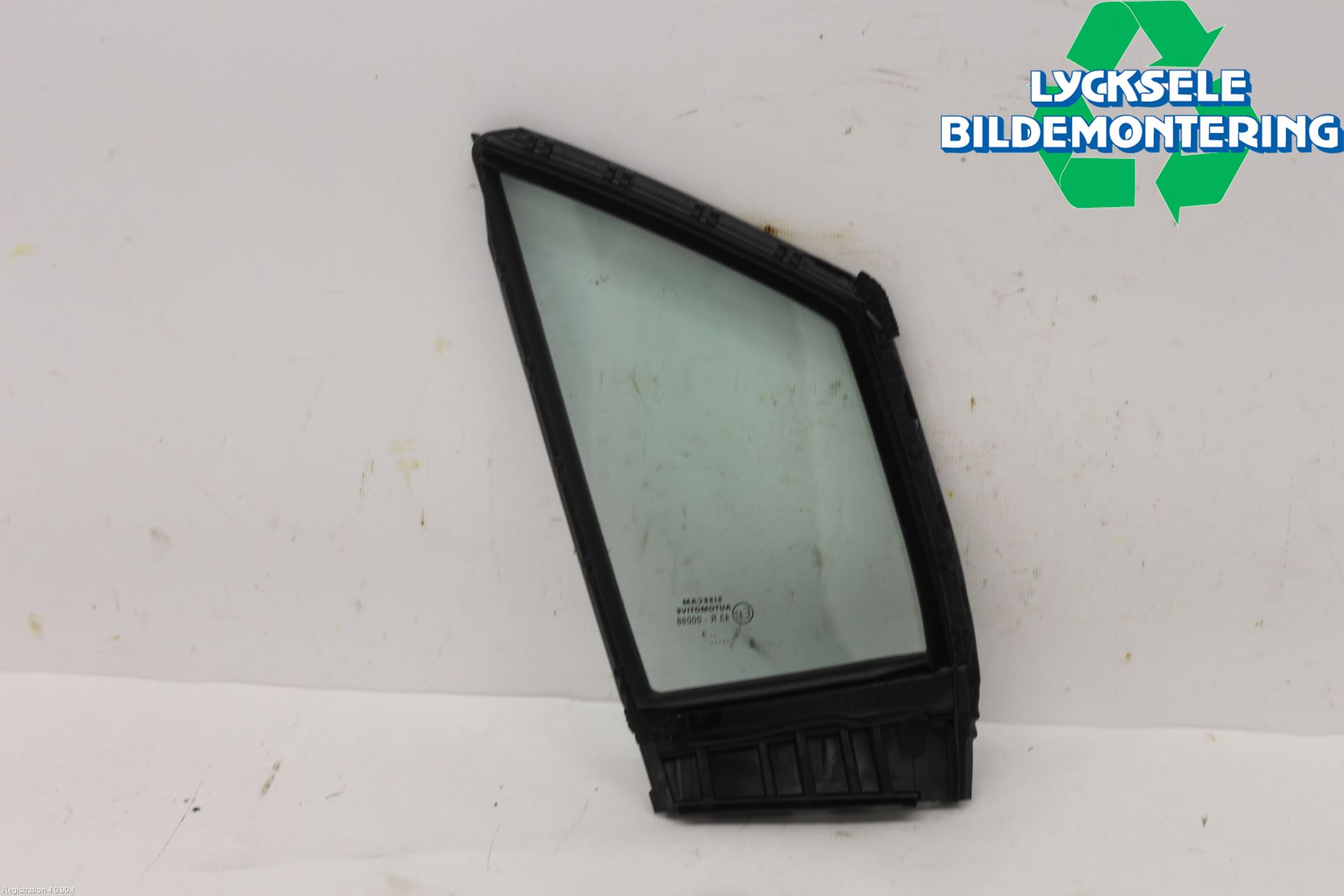 Toyota COROLLA 19- Dörruta Fram Lilla Vä