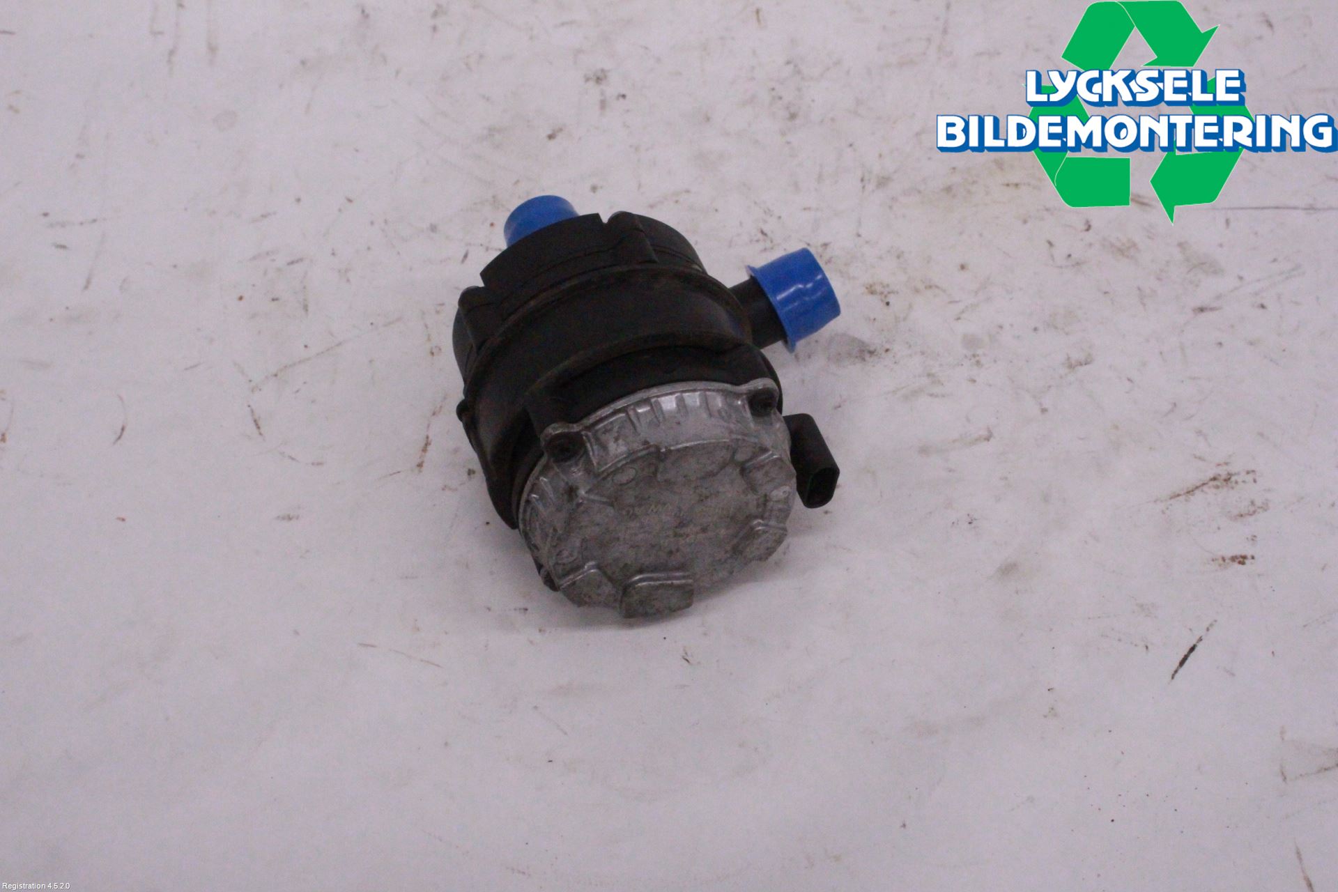 Volkswagen VW PASSAT 20-24 Vattenpump