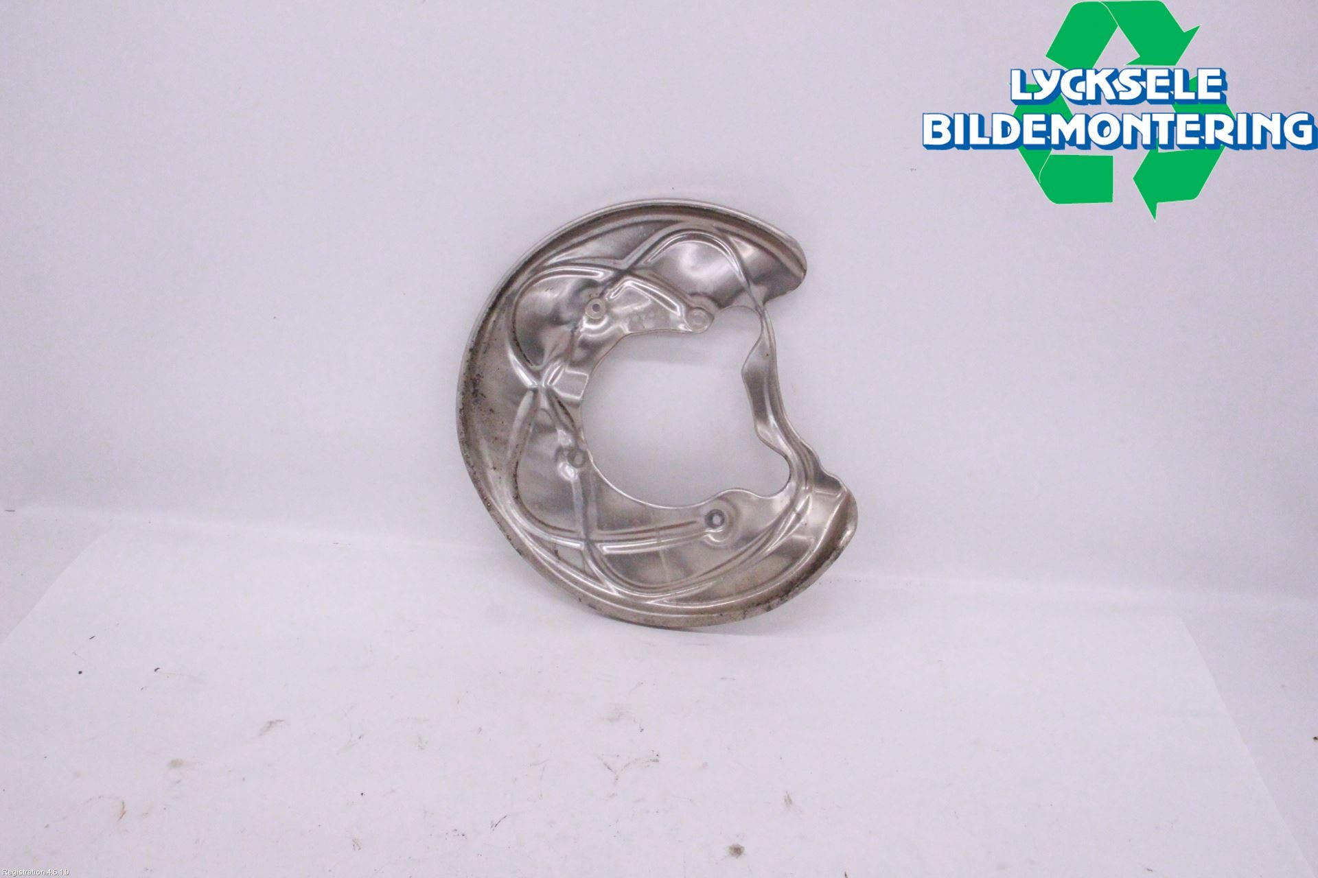 Audi A4/S4 B9 20- Bromssköld Bak