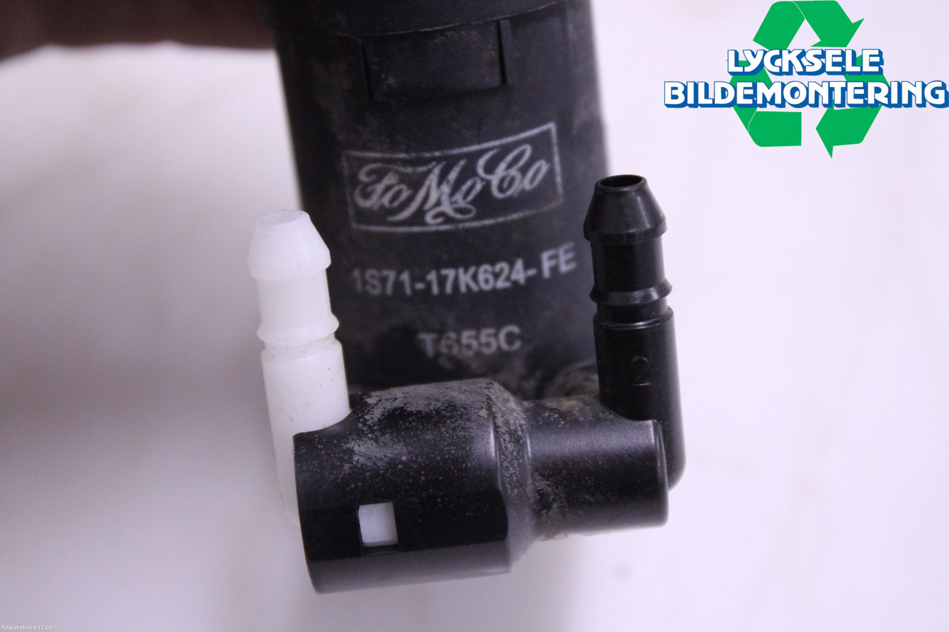 Volvo XC70 08-13 Spolarpump Vindruta