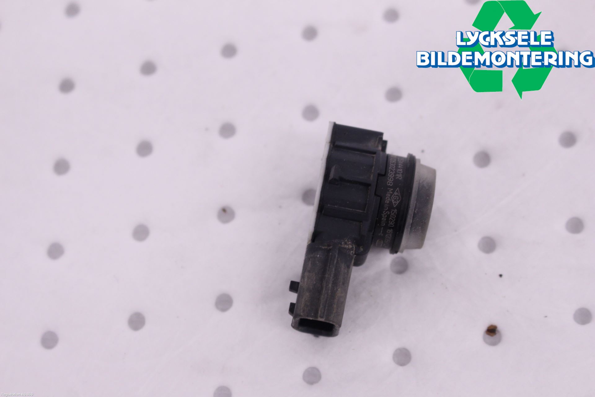 Renault MEGANE IV 16-23 Parkeringshjälp Frontsensor