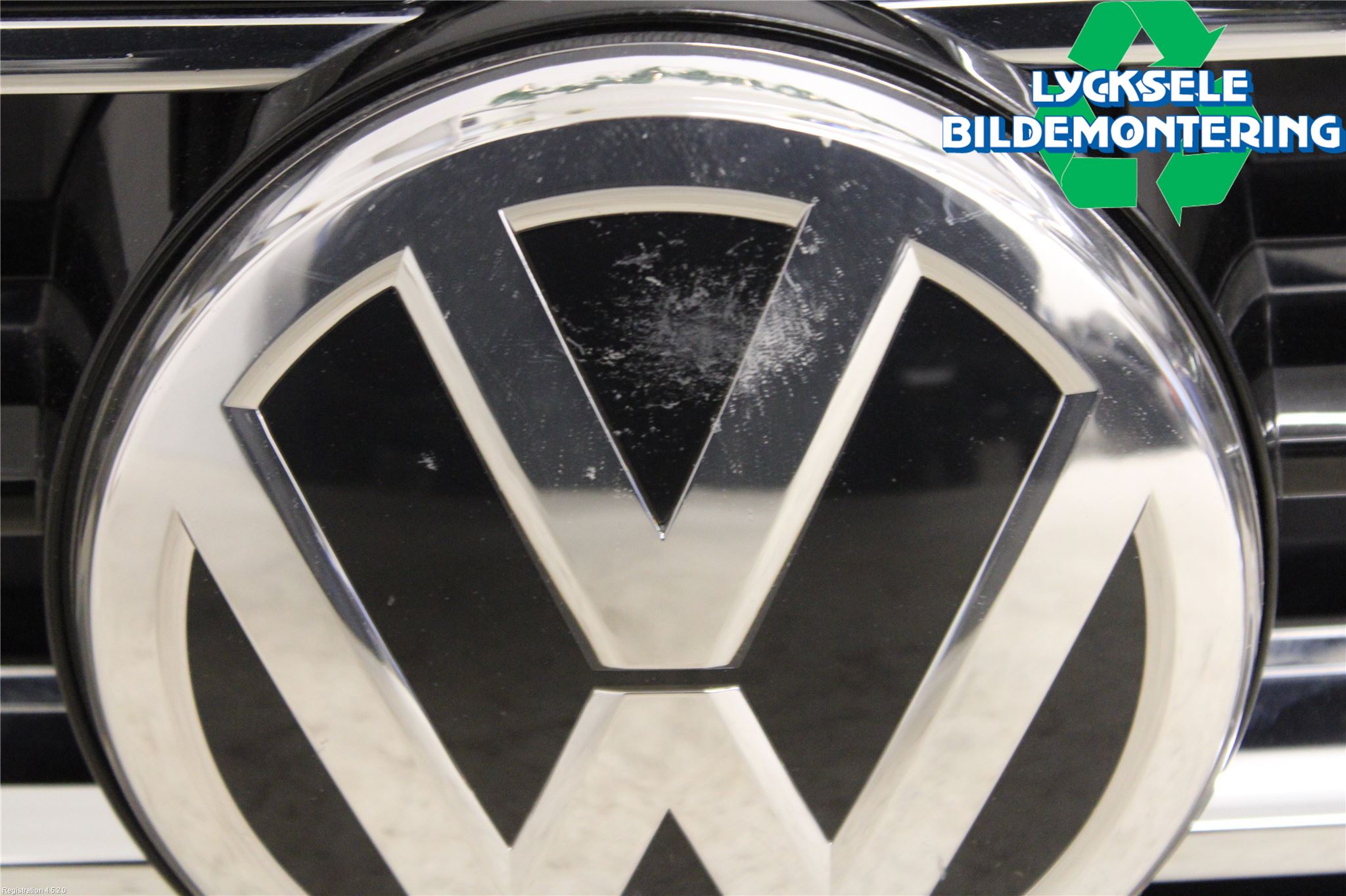 Volkswagen VW TIGUAN 16-24 Grill Komp