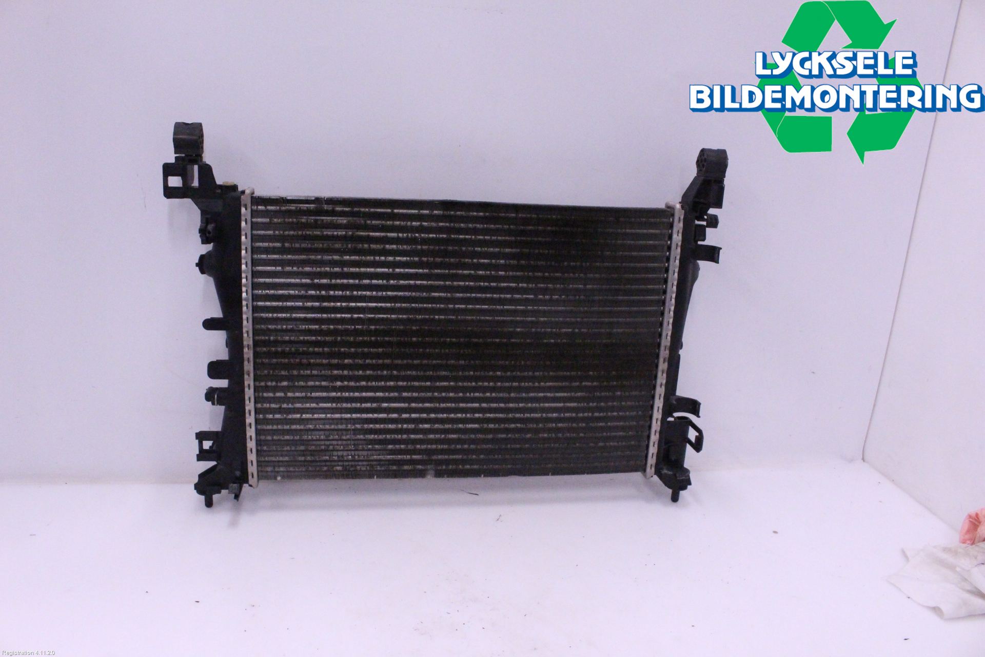 Opel CORSA E 15-19 Kylare Man