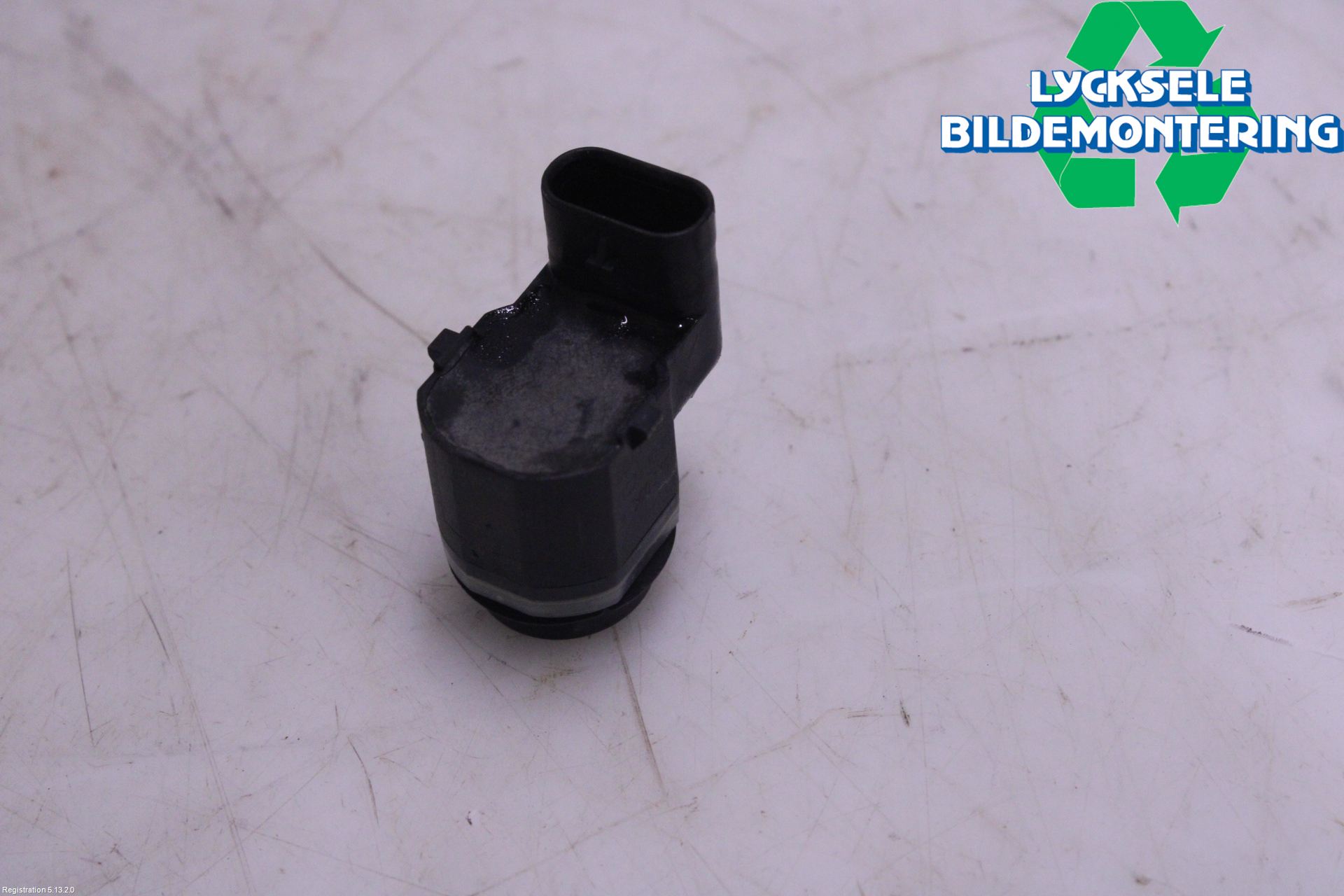 BMW 5 F10/F11/F18 09-17 Parkeringshjälp Backsensor