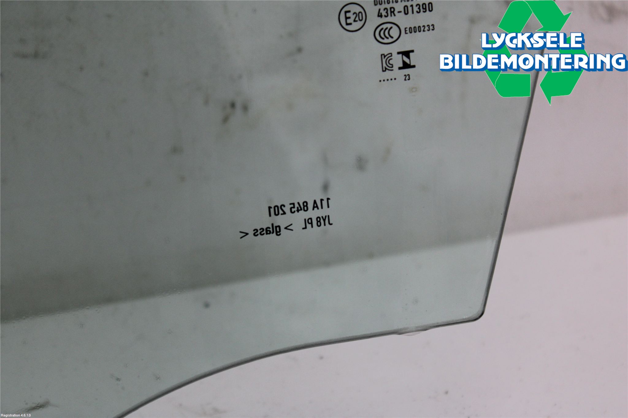 Volkswagen VW ID.4 21- Dörruta Fram Vänster