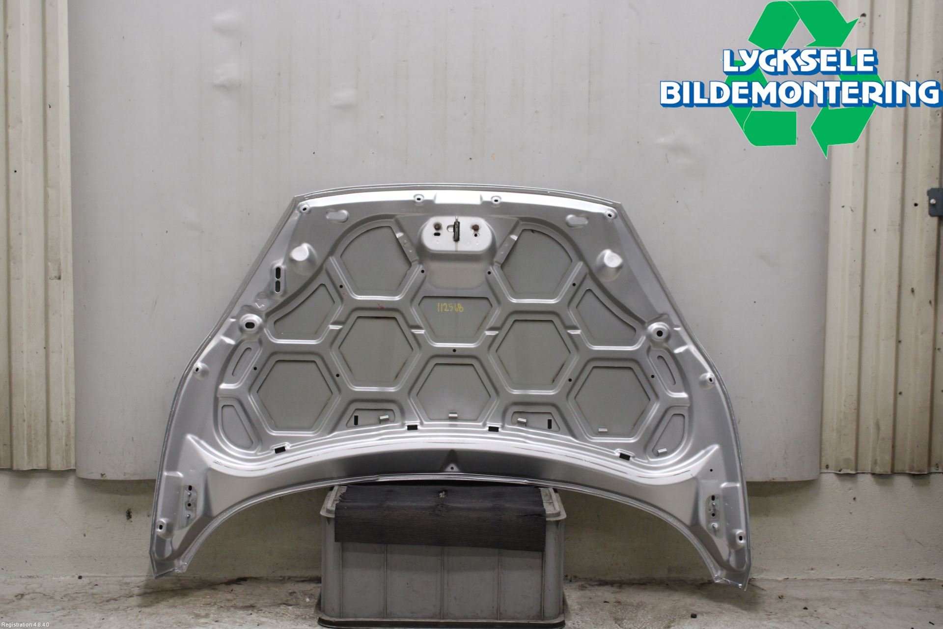 Ford FIESTA 13-17 Huv Fram