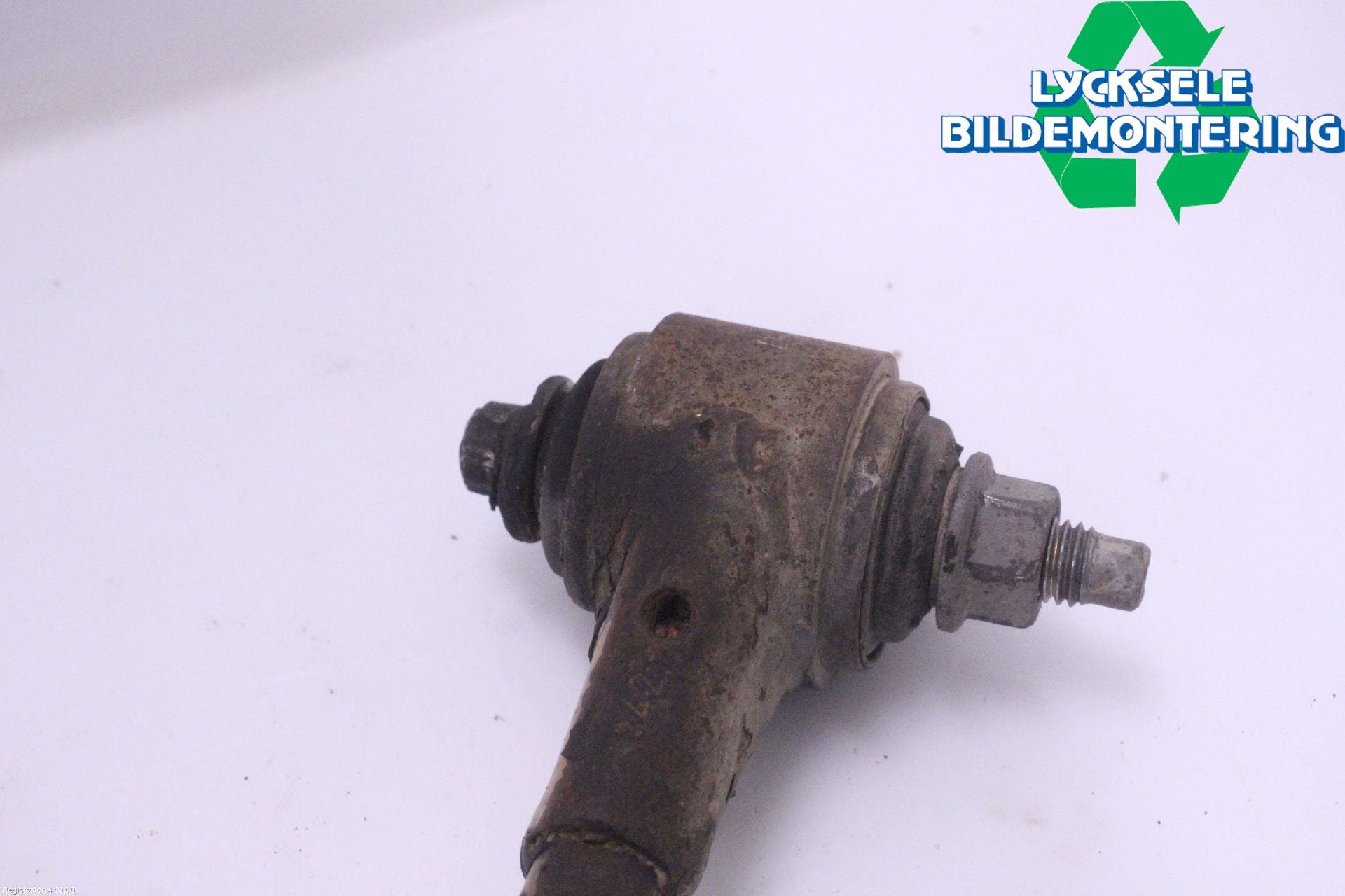 Volvo 740 88-92 Bärarm Fram Undre Vä