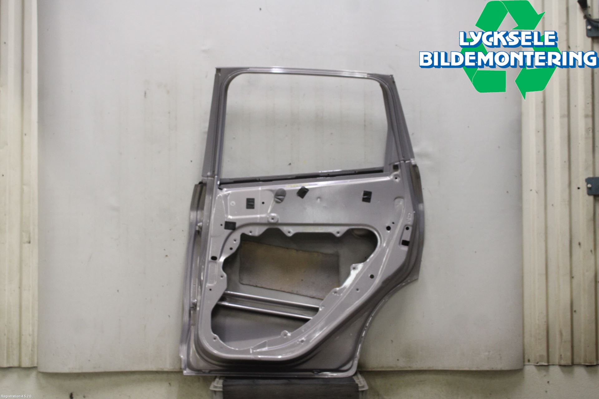 Ford KUGA 08-12 Dörr Bak Höger