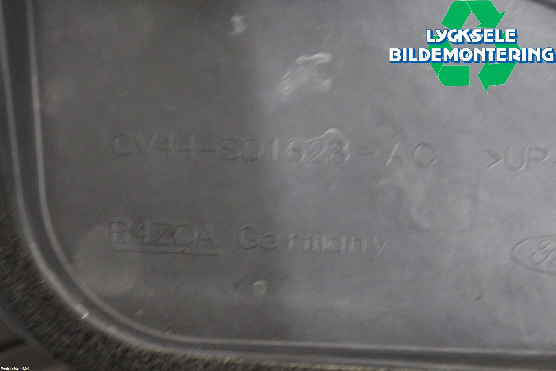 Ford KUGA 17-19 Torpedplåt-Torpedplast