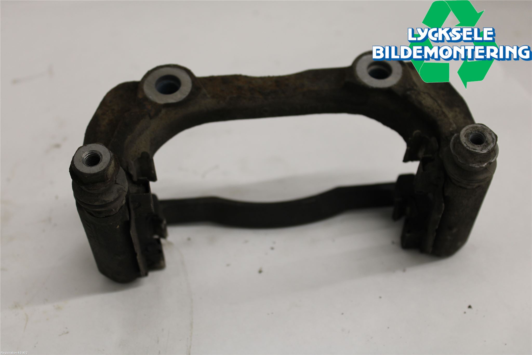 Mercedes-Benz MB C-KLASS (W204) 07-15 Bromsokshållare