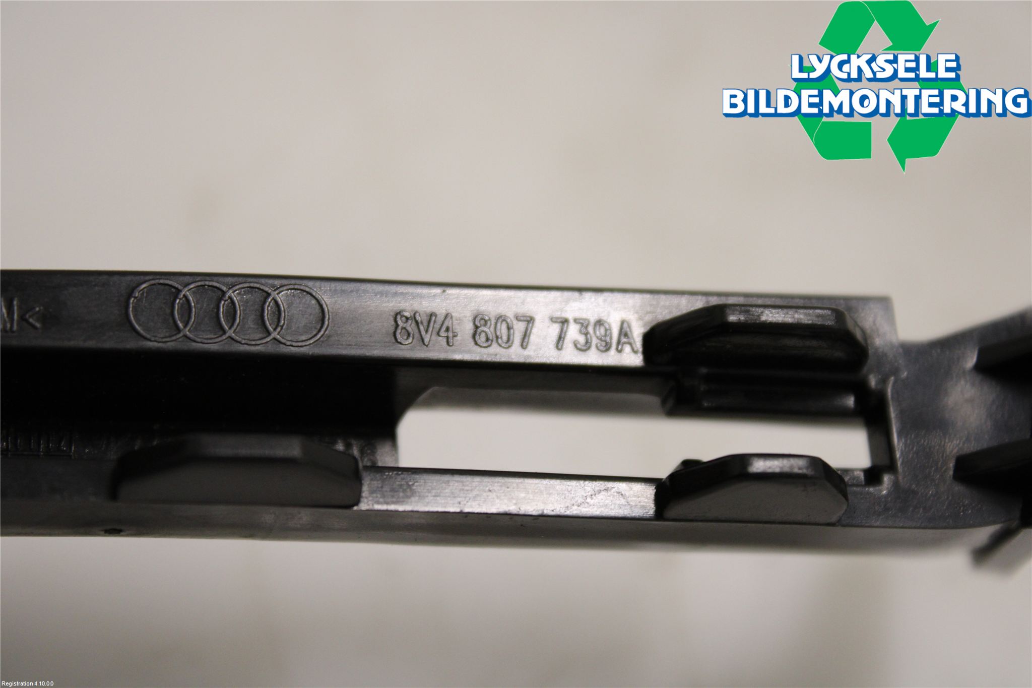 Audi A3/S3 8V 13-20 Stötfångarfäste Bak Vä