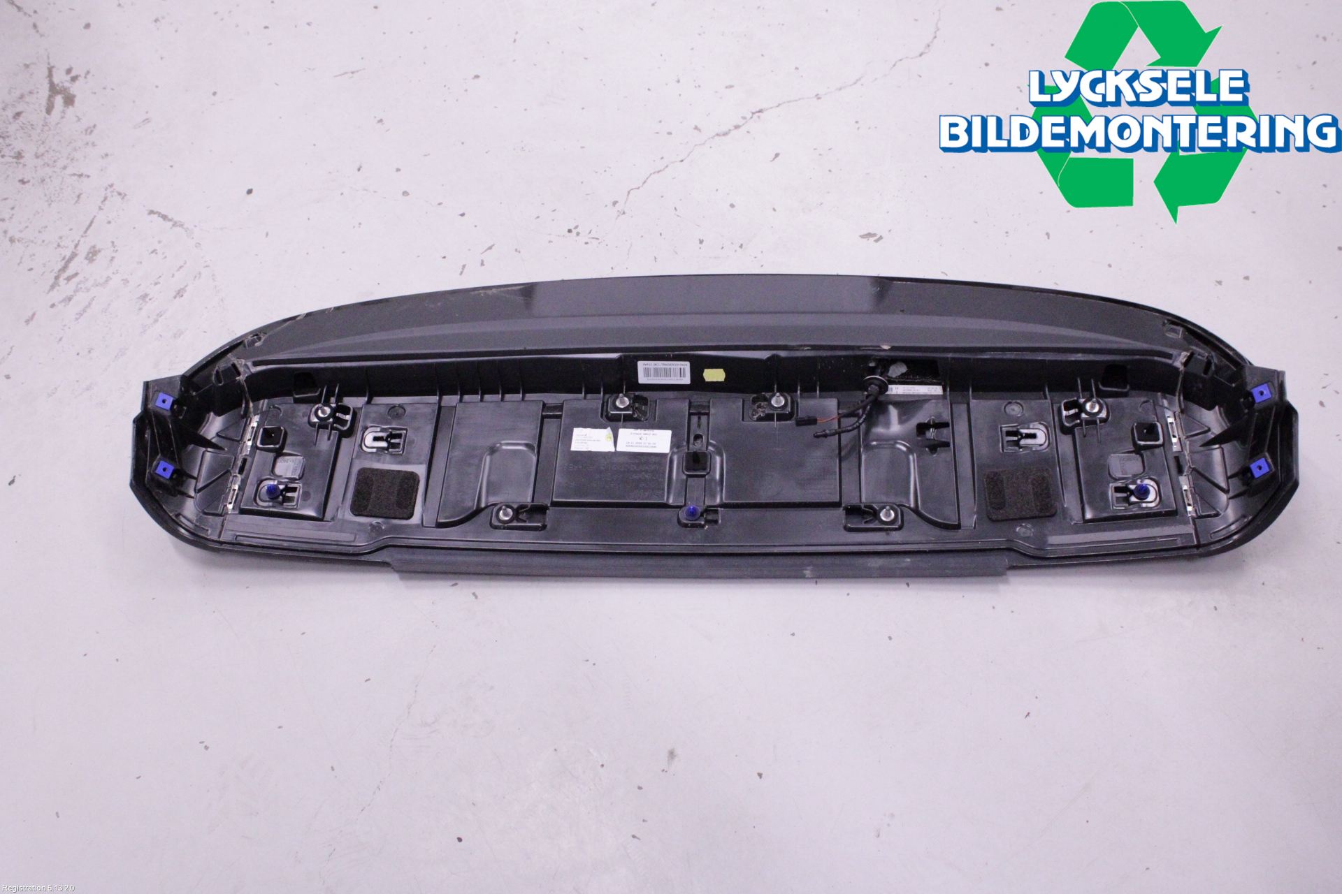 Volkswagen VW ID.7/TOURER 24- Spoiler Baklucka
