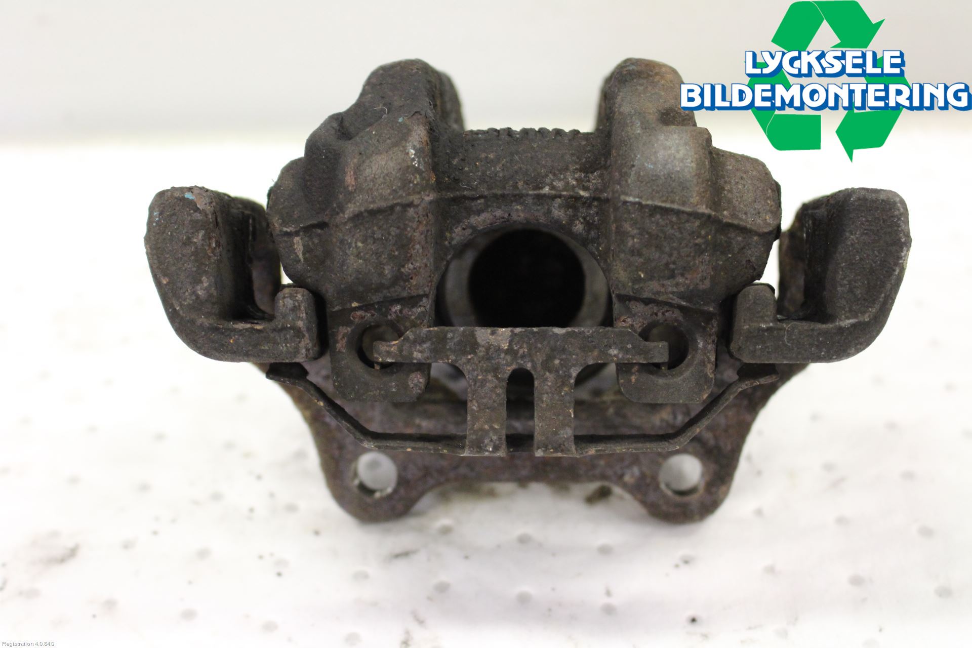 BMW 1 F20/F21 11-19 Bromsok Bak Vänster