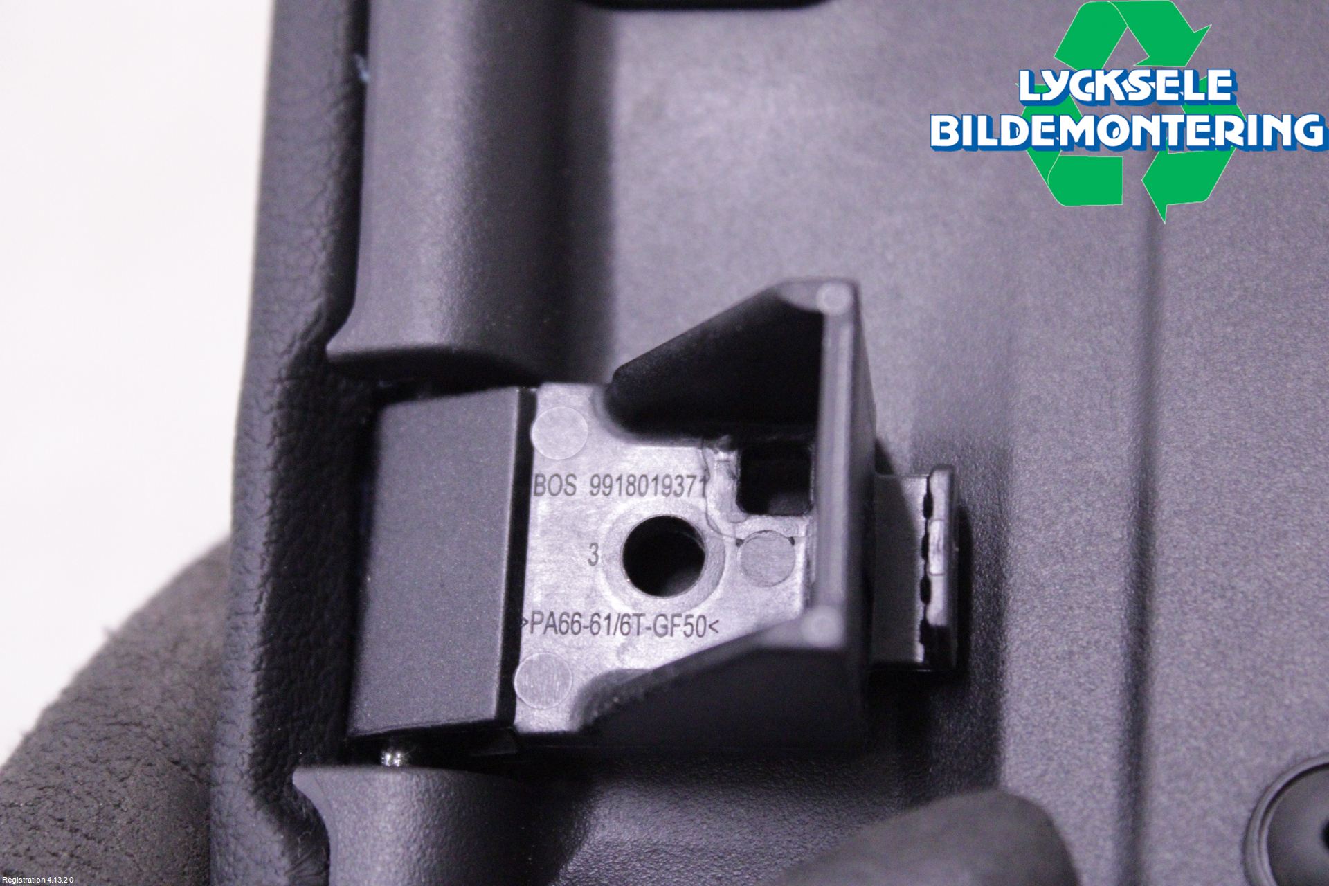 BMW 5 G30/G31/F90 17-23 Inredning Armstöd