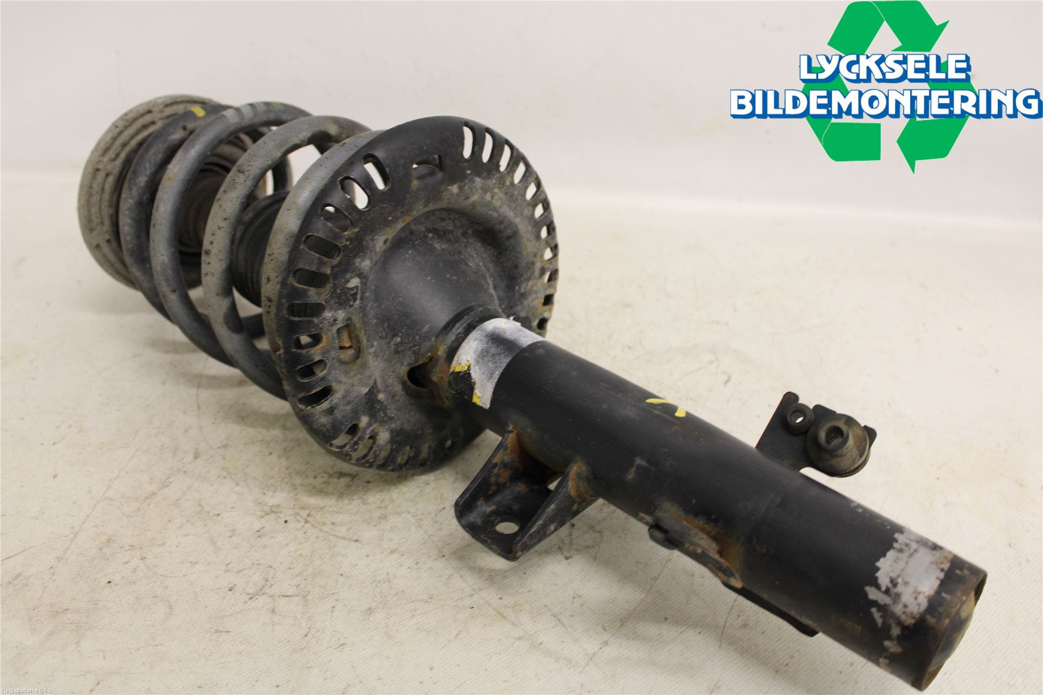 Volkswagen VW TRANSP/CARAVELLE (T5) 04-15 Fjäderben Fram Vänster