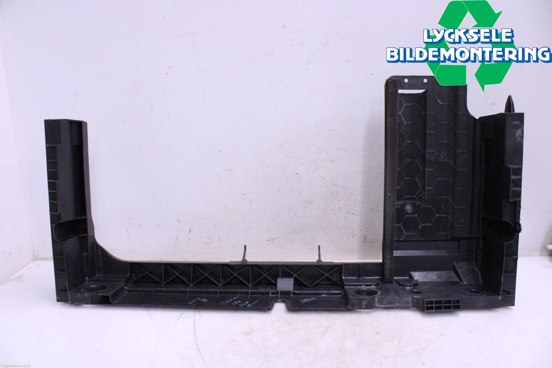 Ford KA+ 16-20 Frontplåt