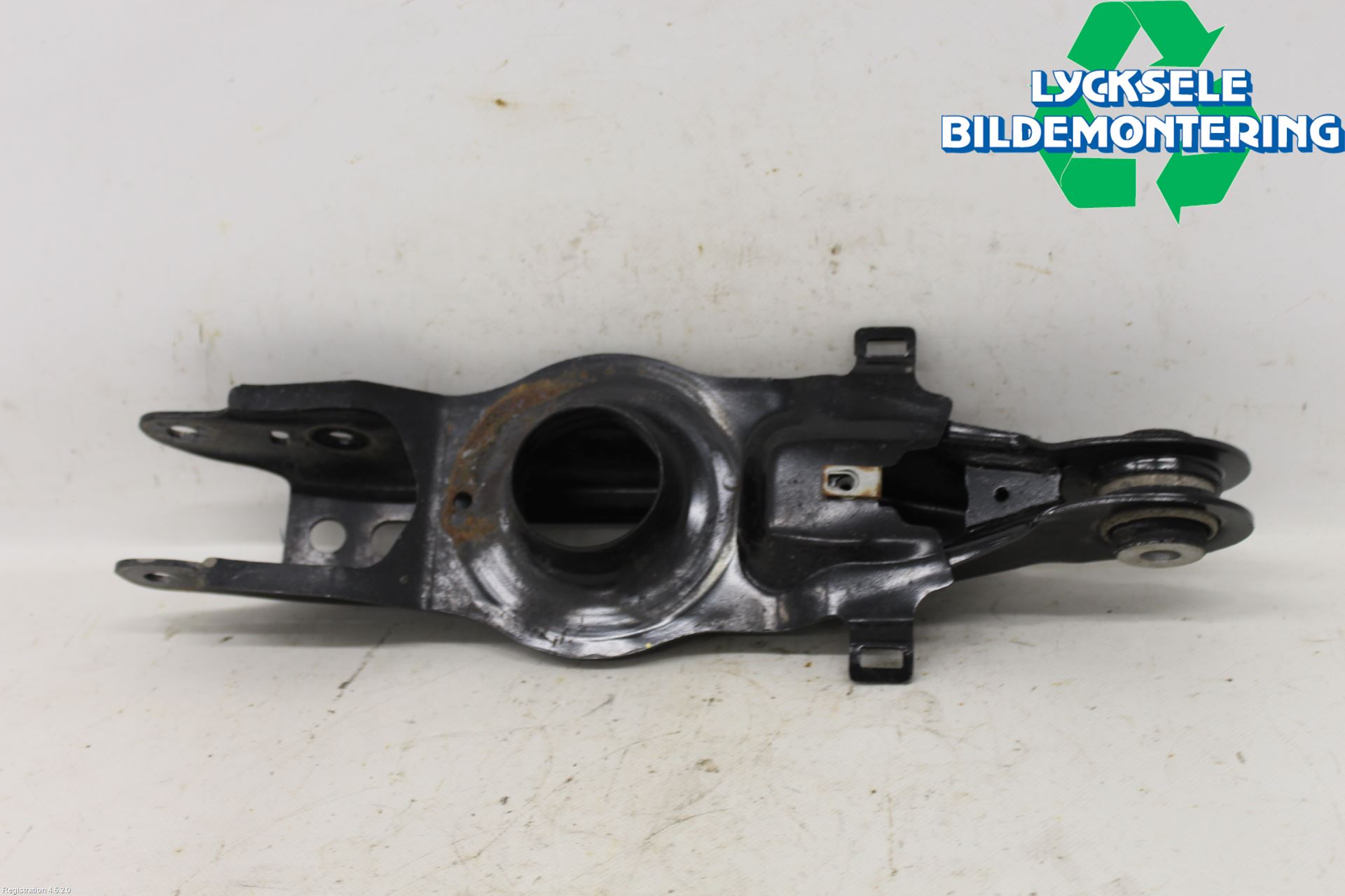 Ford MUSTANG Mach-E 21- Bärarm Bak Vänster