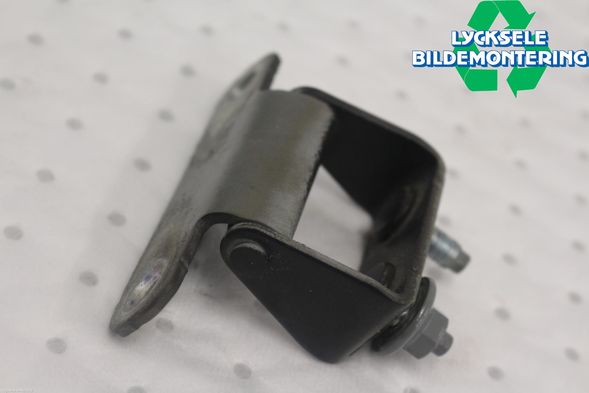 Kia CEED 12-18 Bakluckegångjärn Vä