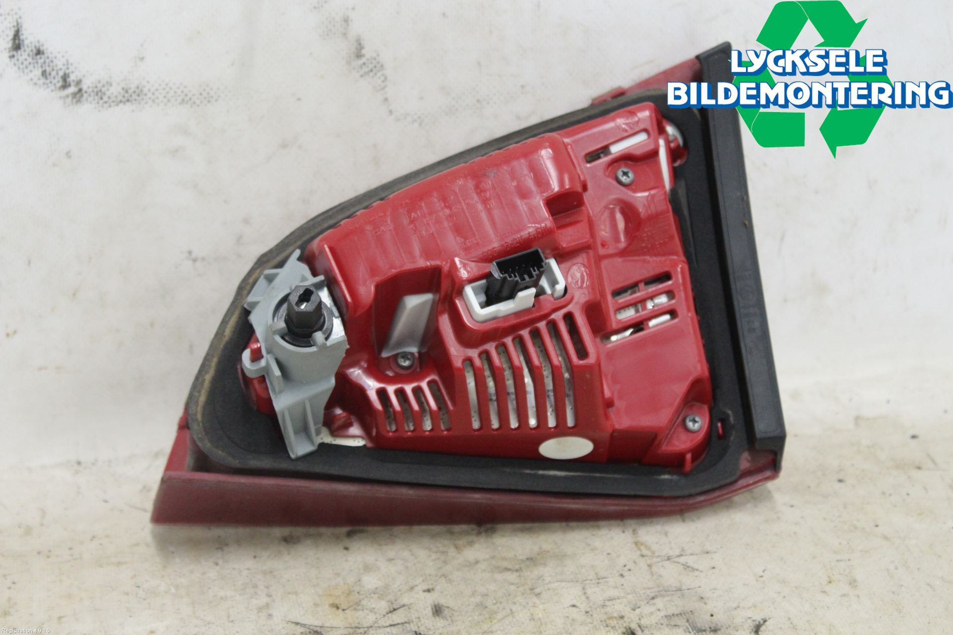 Audi A4 12-15 Bakljus Lucka Vä