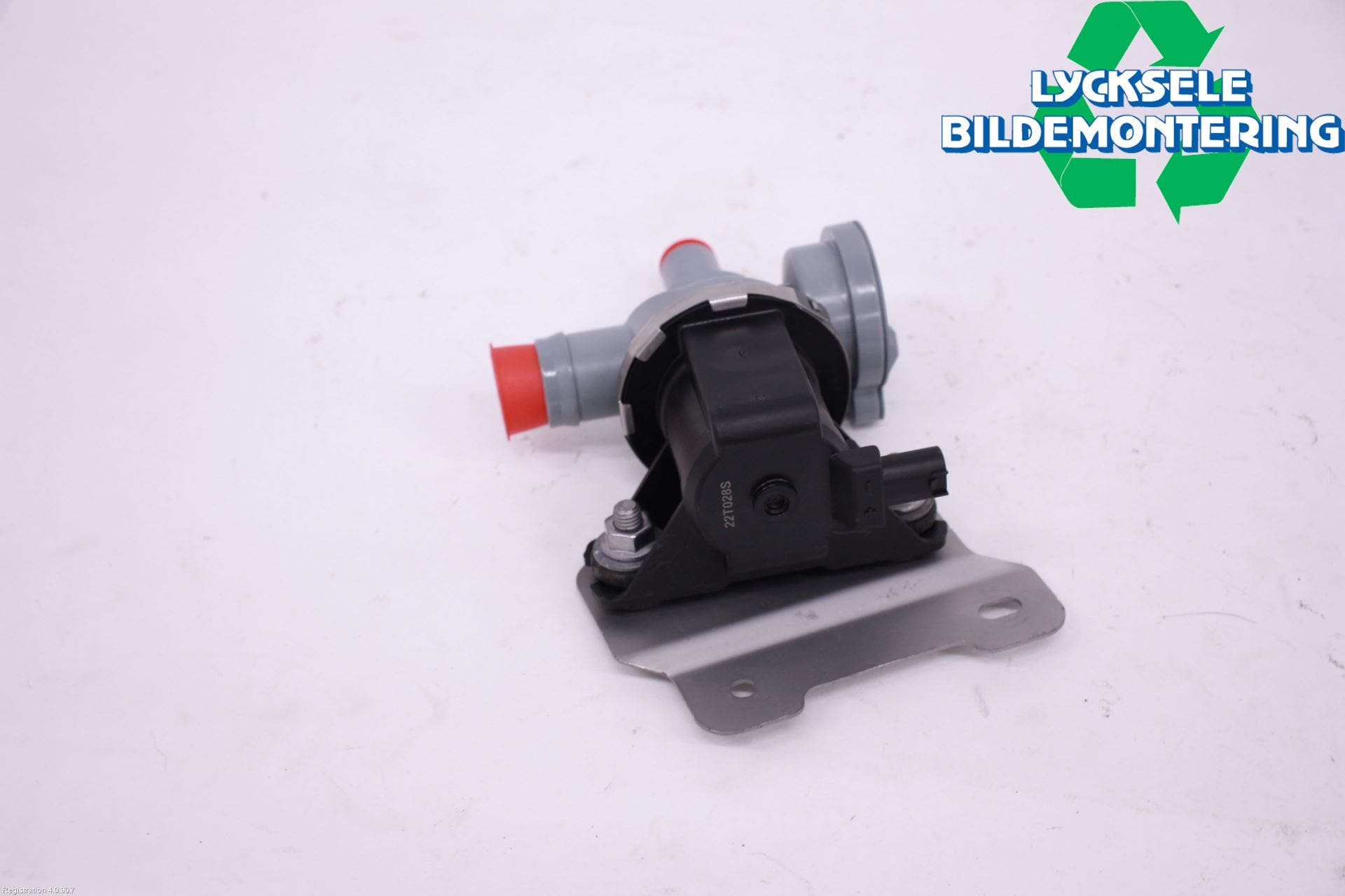 BMW 5 G30/G31/F90 17-23 Kolkanister Ventil