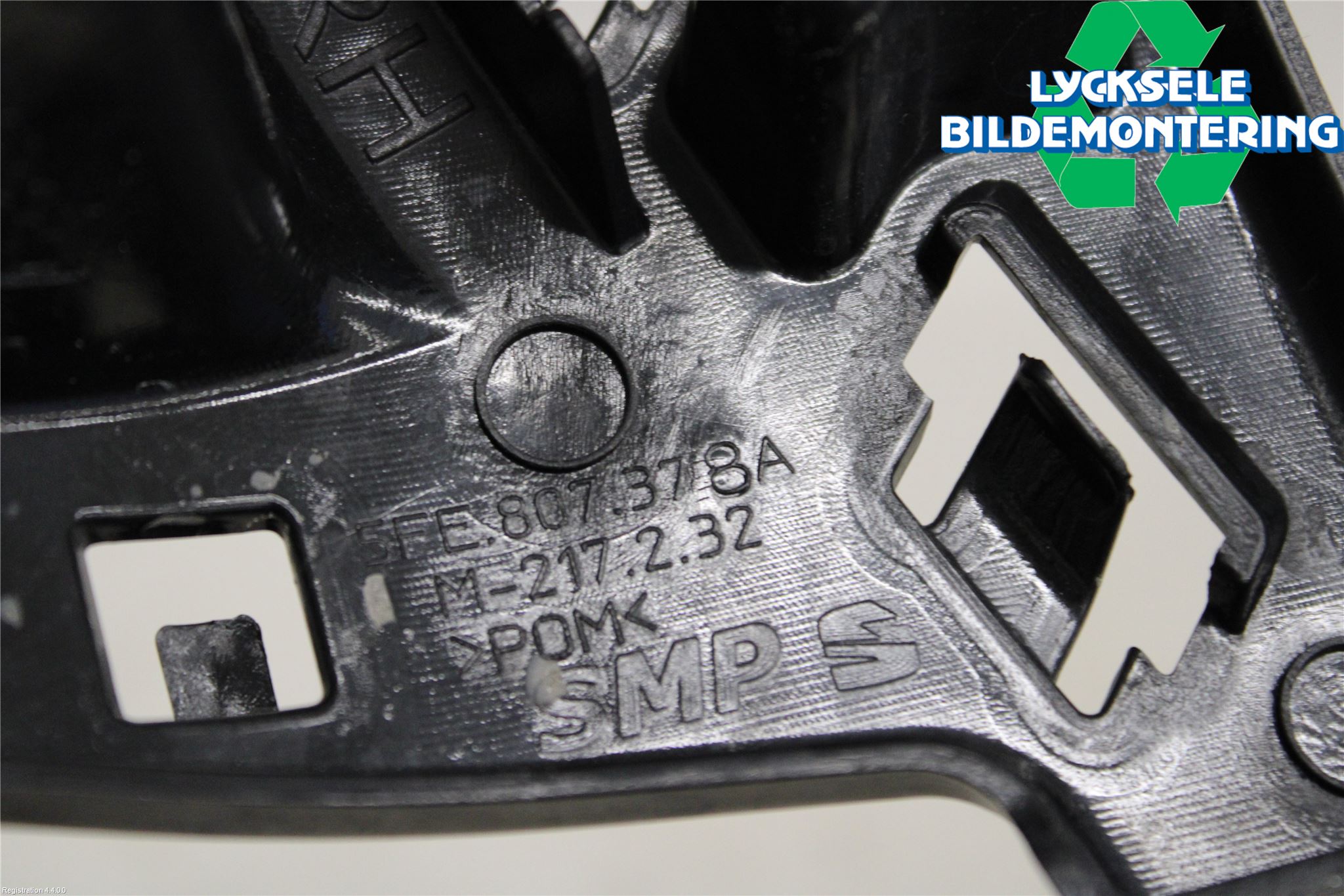 Cupra LEON 21- Stötfångarfäste Bak Hö