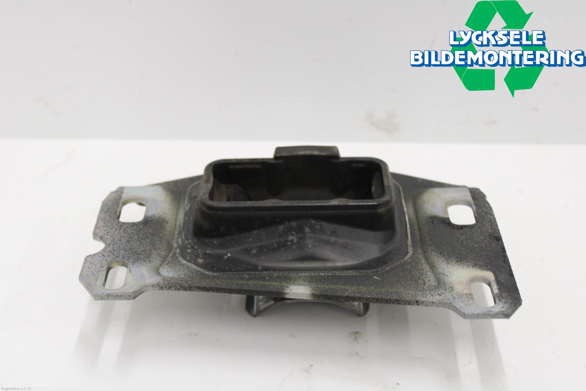 Peugeot 308/E-308 21- Växellådsfäste